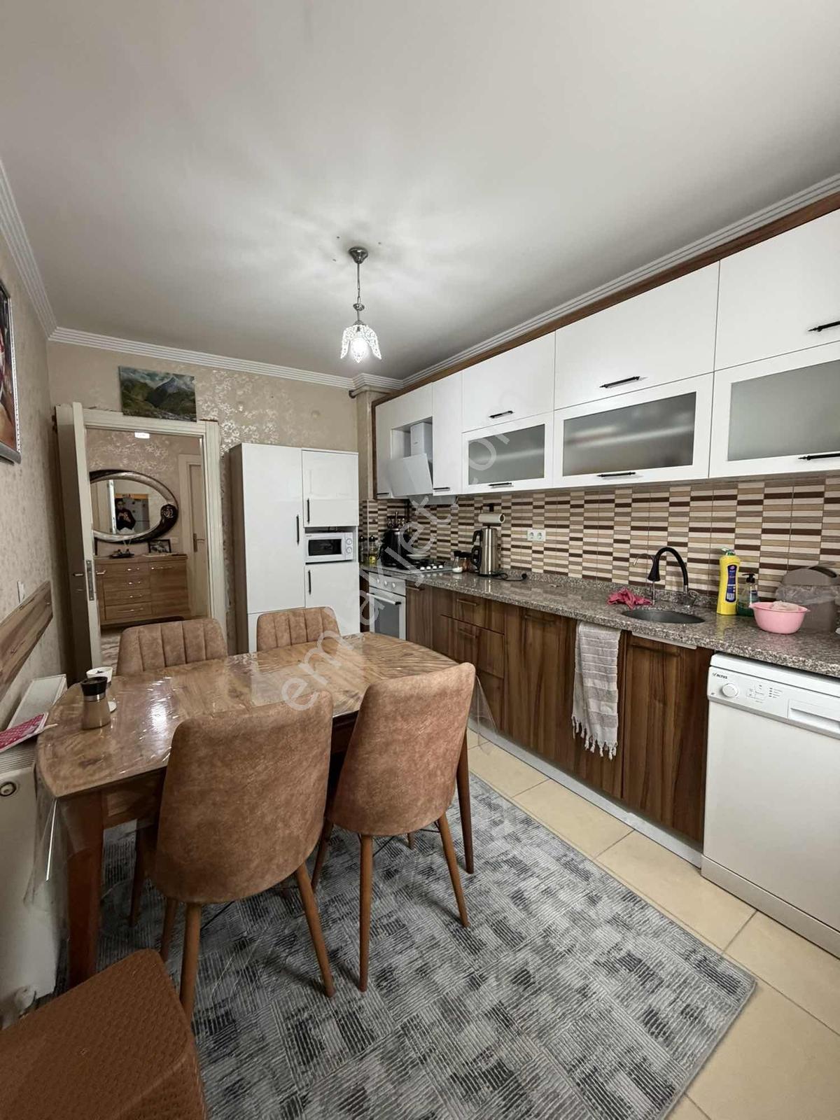 Erenköy Esentepe'de Satılık 5+2 340 M2 Doğalgazlı Dubleks Daire - Görsel 15