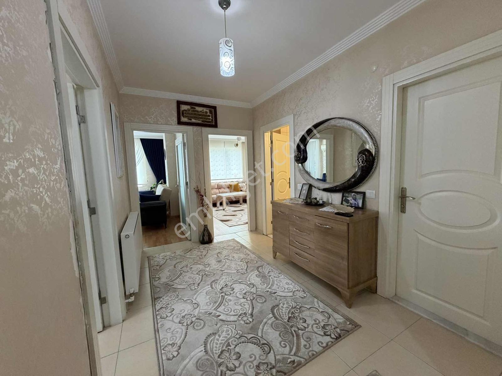 Erenköy Esentepe'de Satılık 5+2 340 M2 Doğalgazlı Dubleks Daire - Görsel 3