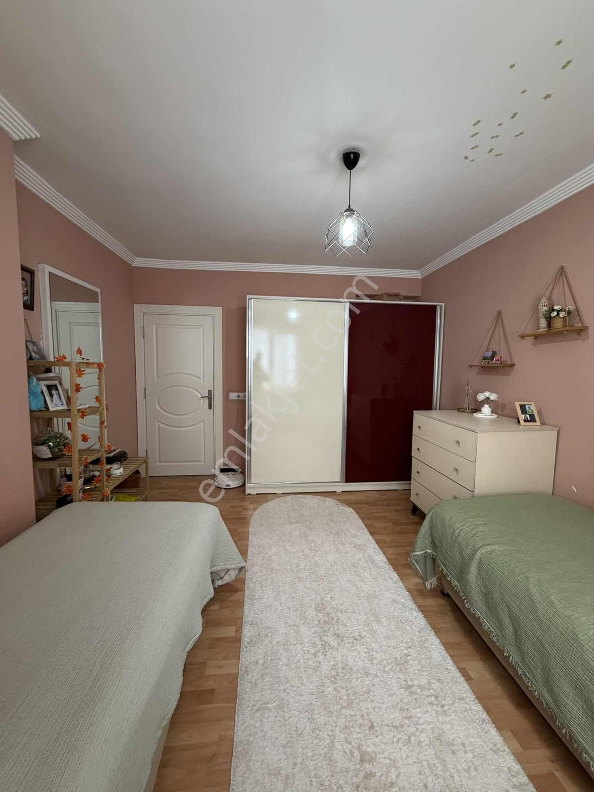 Erenköy Esentepe'de Satılık 5+2 340 M2 Doğalgazlı Dubleks Daire - Görsel 6