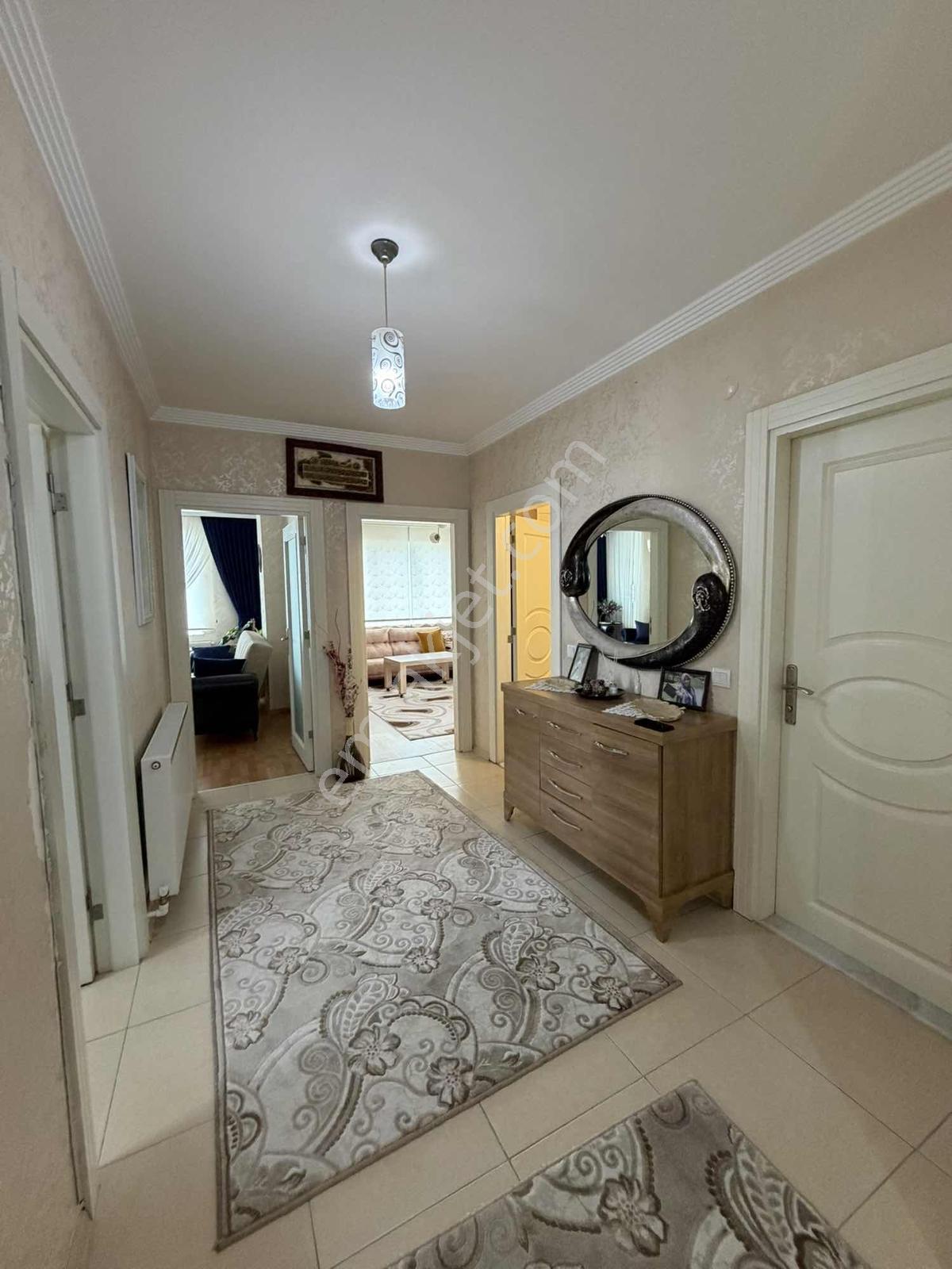 Erenköy Esentepe'de Satılık 5+2 340 M2 Doğalgazlı Dubleks Daire - Görsel 2