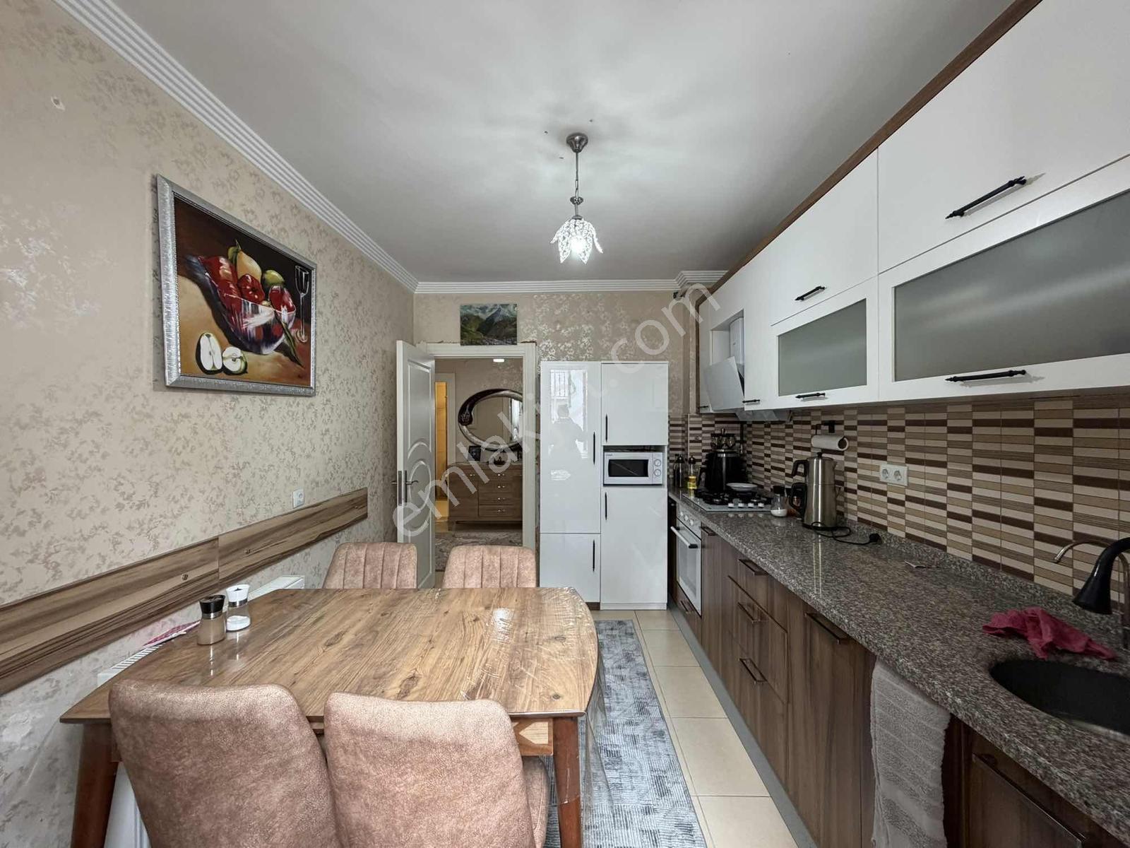 Erenköy Esentepe'de Satılık 5+2 340 M2 Doğalgazlı Dubleks Daire - Görsel 8