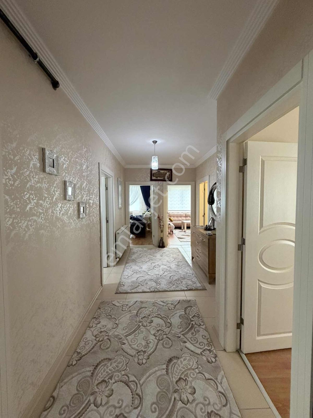 Erenköy Esentepe'de Satılık 5+2 340 M2 Doğalgazlı Dubleks Daire - Görsel 5