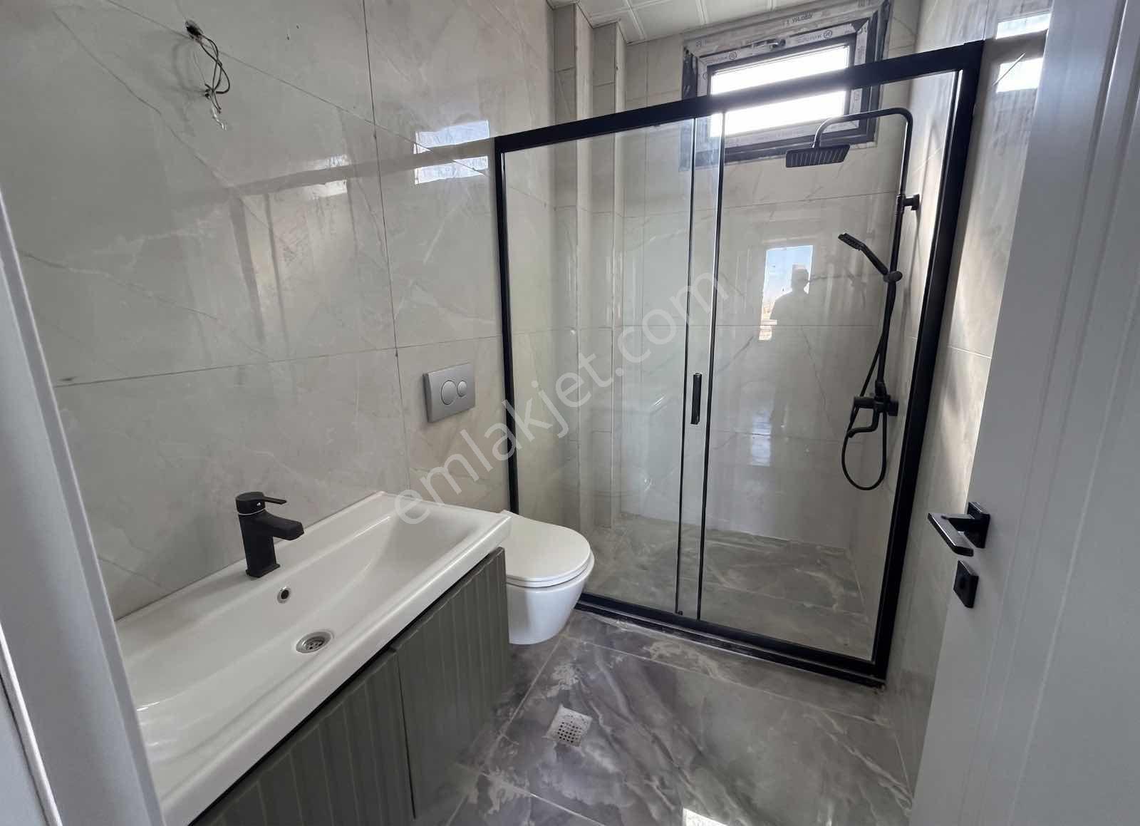 Havuzlu Lüks 4+1 Tripleks Şehir Manzaralı Muhteşem Köşe Villa!! - Görsel 11