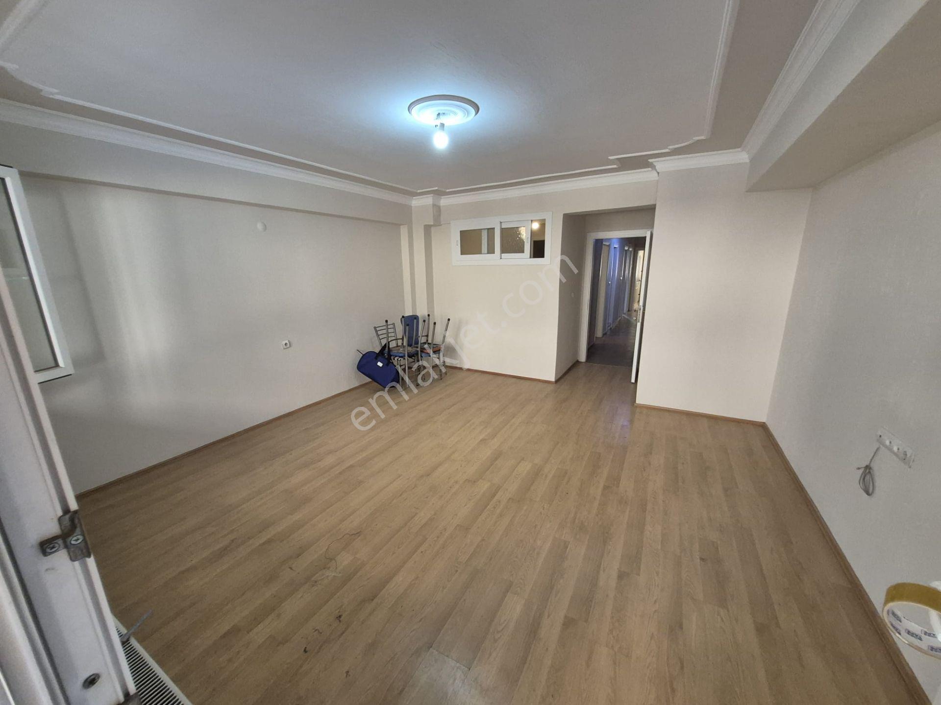Buca Laleli Mahallesinde//10yıllık//110m2 22+1/arakat(emin Evim,katılım Evim'e Uygun)izbana5dk/daire - Görsel 6