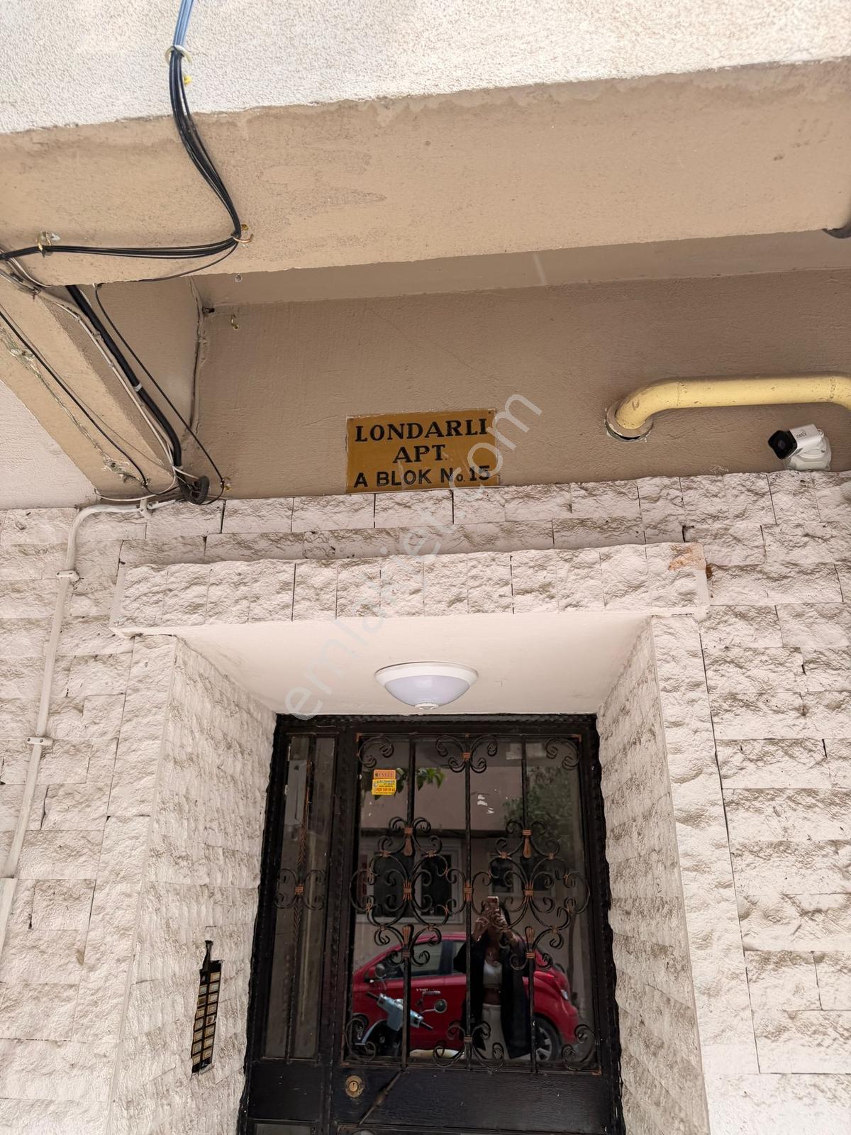 Güzelyalı'da Sahile Yürüme Mesafesi'nde Arakat 3+1 Daire - Görsel 28