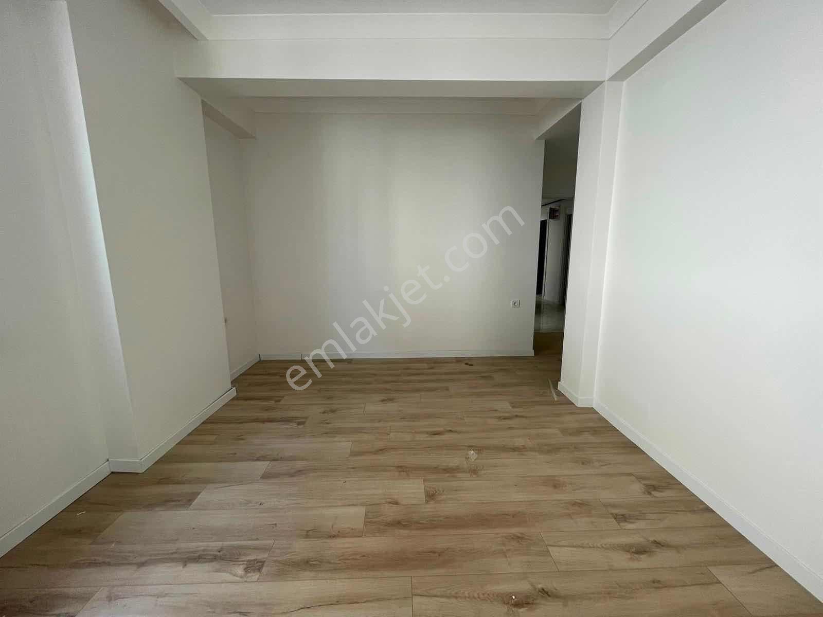 Sultanbeyli Metroya Köşe Satılık 3+1 Ara Kat Daire - Görsel 22