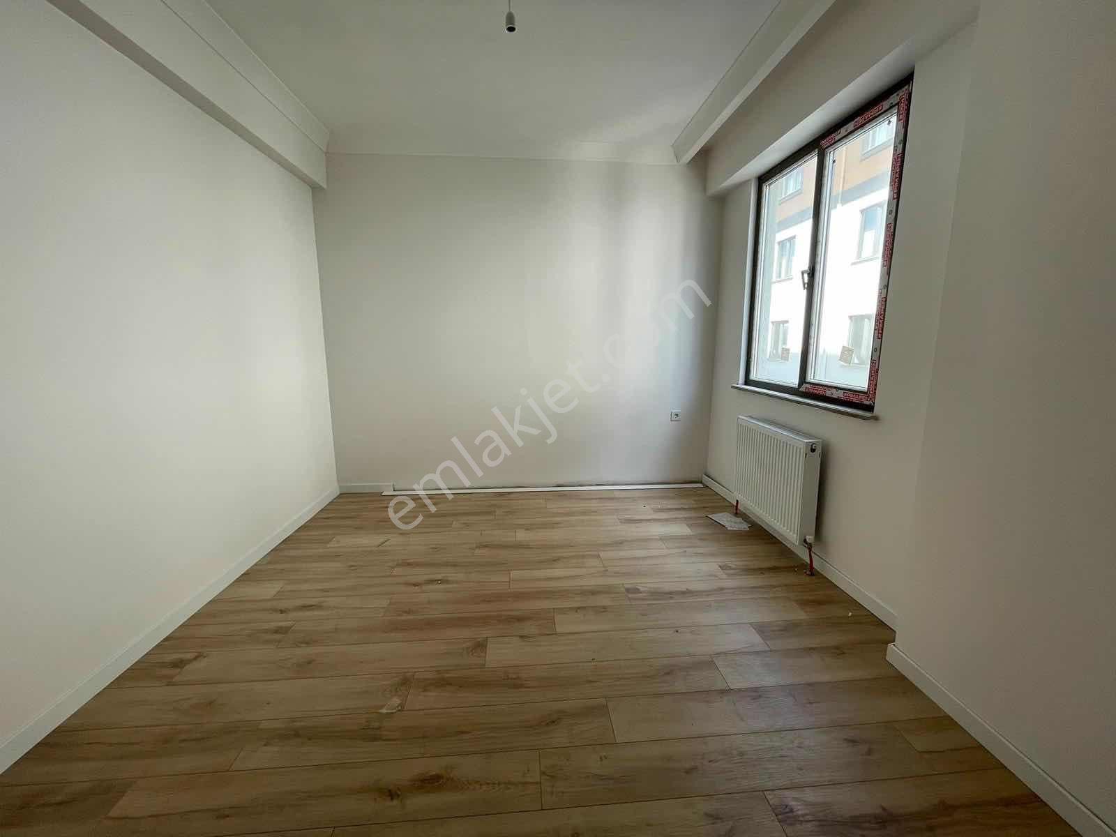 Sultanbeyli Metroya Köşe Satılık 3+1 Ara Kat Daire - Görsel 34