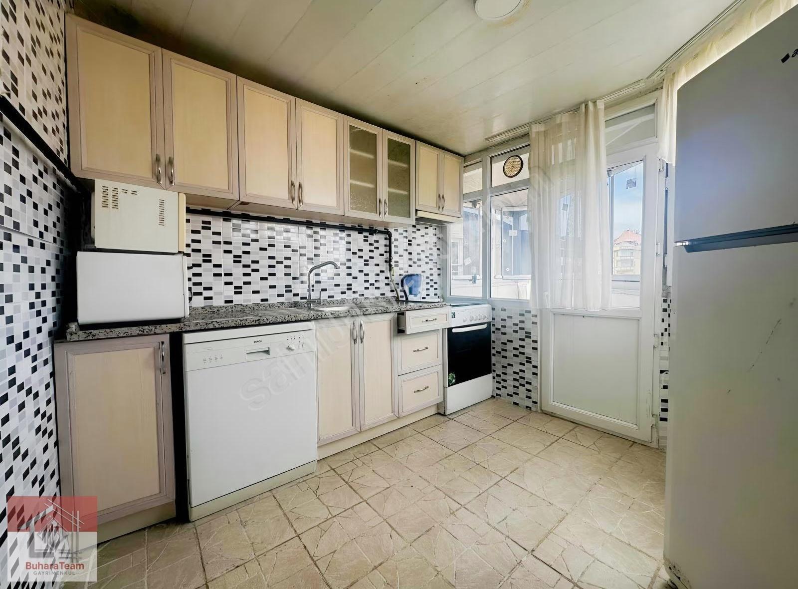 Çekmeköy Hamidiye Mh Kiralık Eşyalı 2+1asansörlü Çatı Katı Daire - Görsel 2