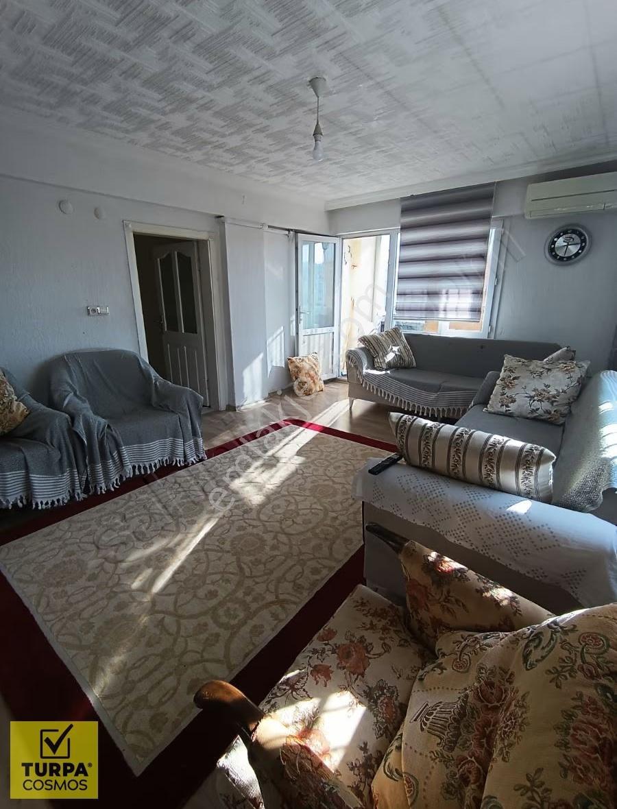 Karabağlar Kibar Mahallesinde Eşyalı Kiralık Daire