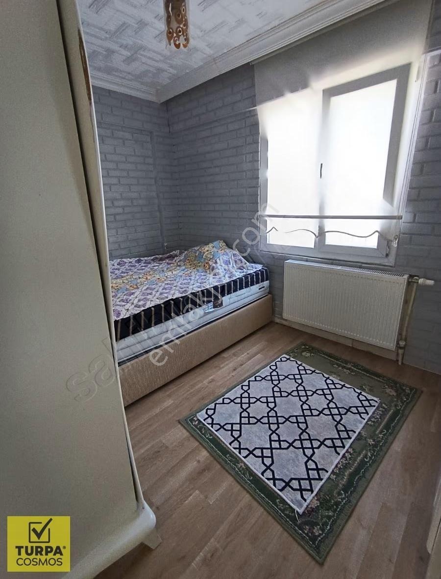 Karabağlar Kibar Mahallesinde Eşyalı Kiralık Daire - Görsel 2