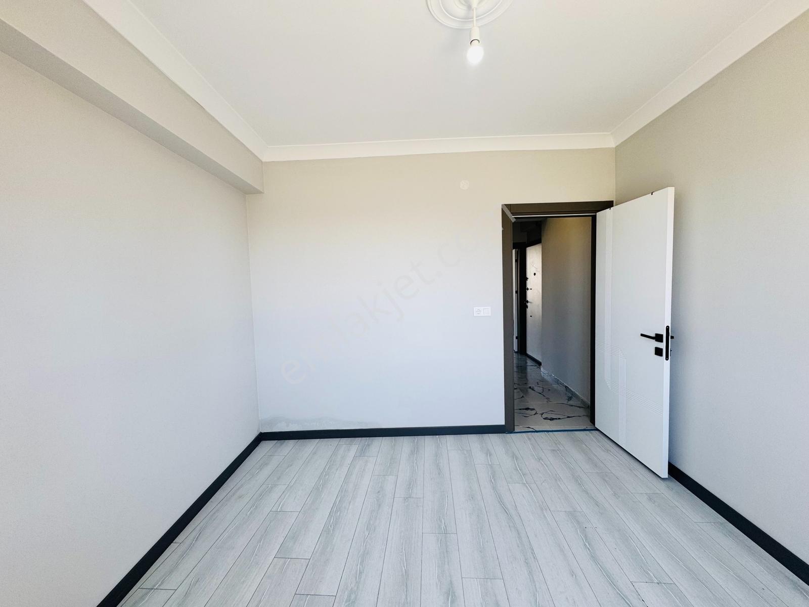 Güven'den Kapaklı'da Okullara Yakın Ön Cephe Kiralık 1+1 Daire - Görsel 8