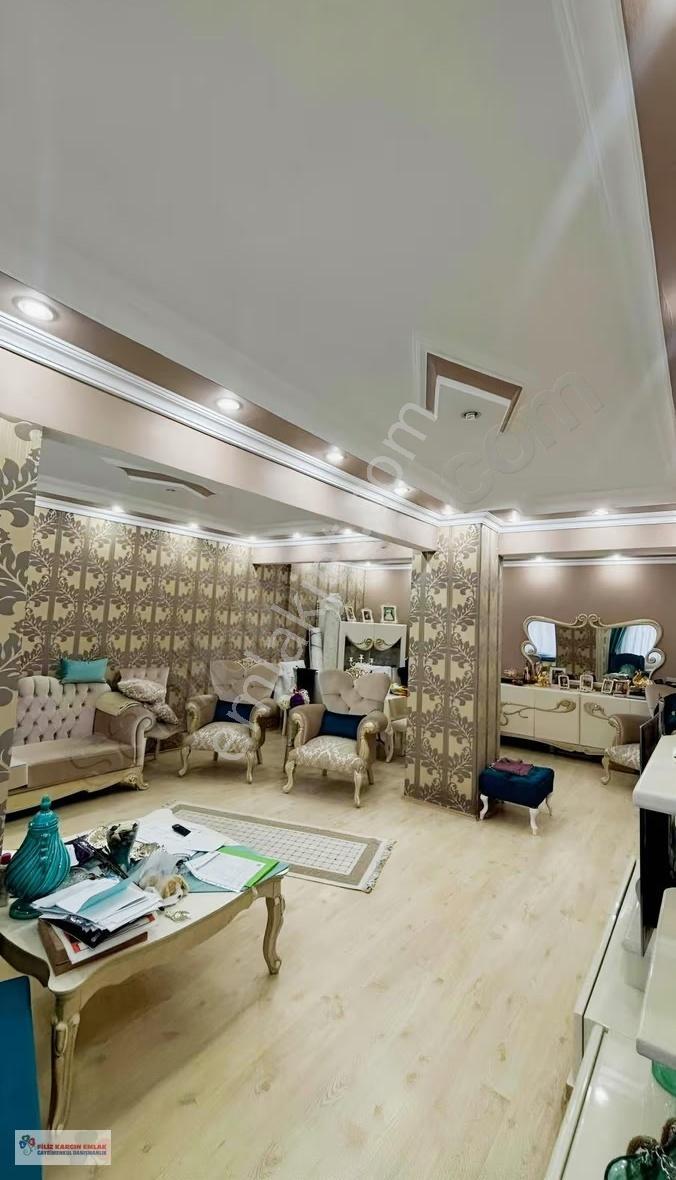 Filiz Emlaktan Bağcılar Meydanda Ful Eşyalı 4+1 160m2 Kiralık - Görsel 5