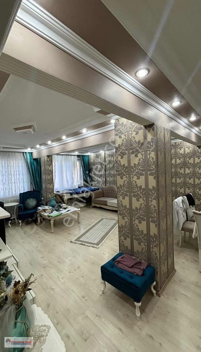 Filiz Emlaktan Bağcılar Meydanda Ful Eşyalı 4+1 160m2 Kiralık - Görsel 2