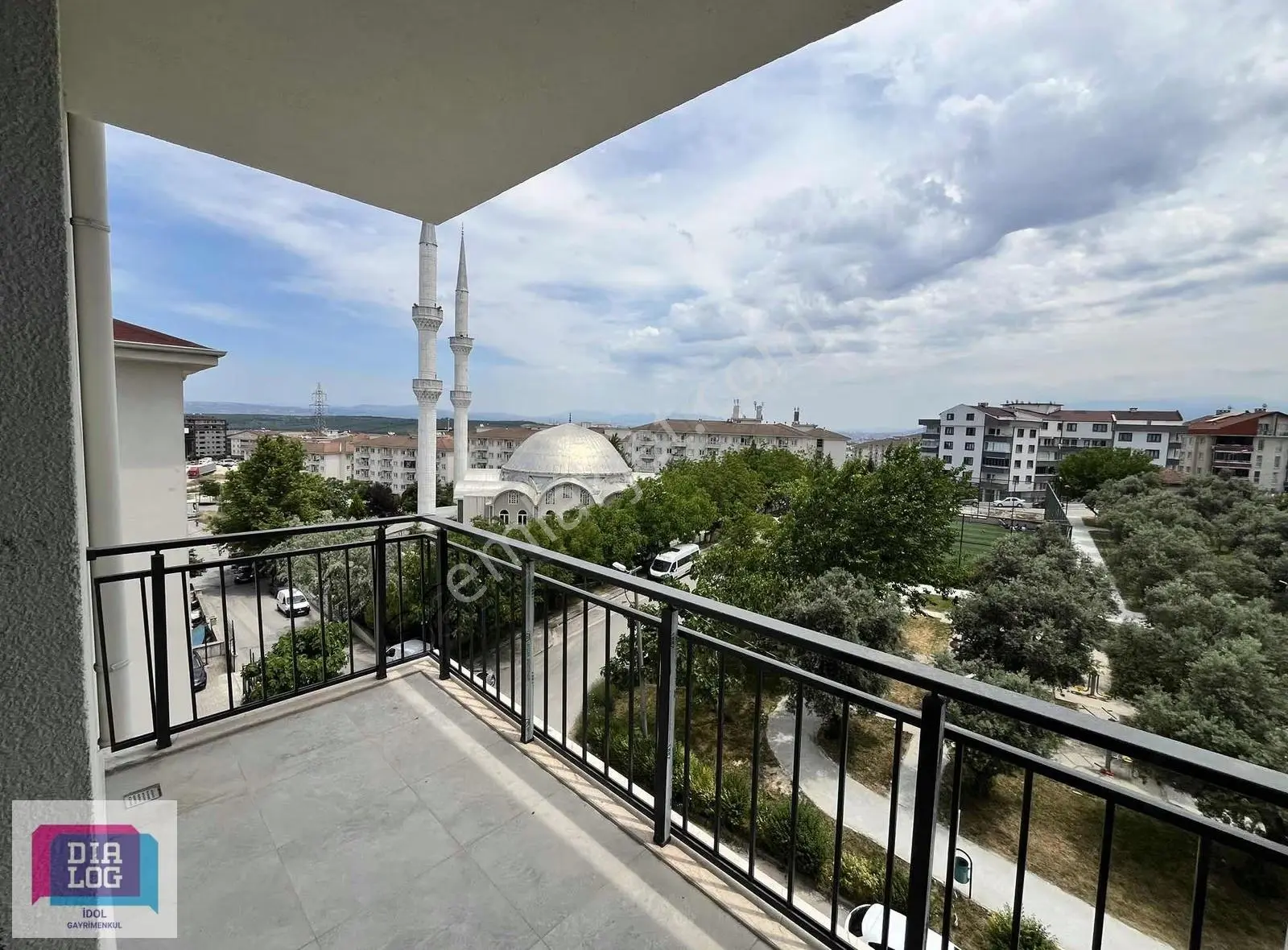 Görükle De Kiralık Eşyalı 2+1 Daire Önü Açık Cephe