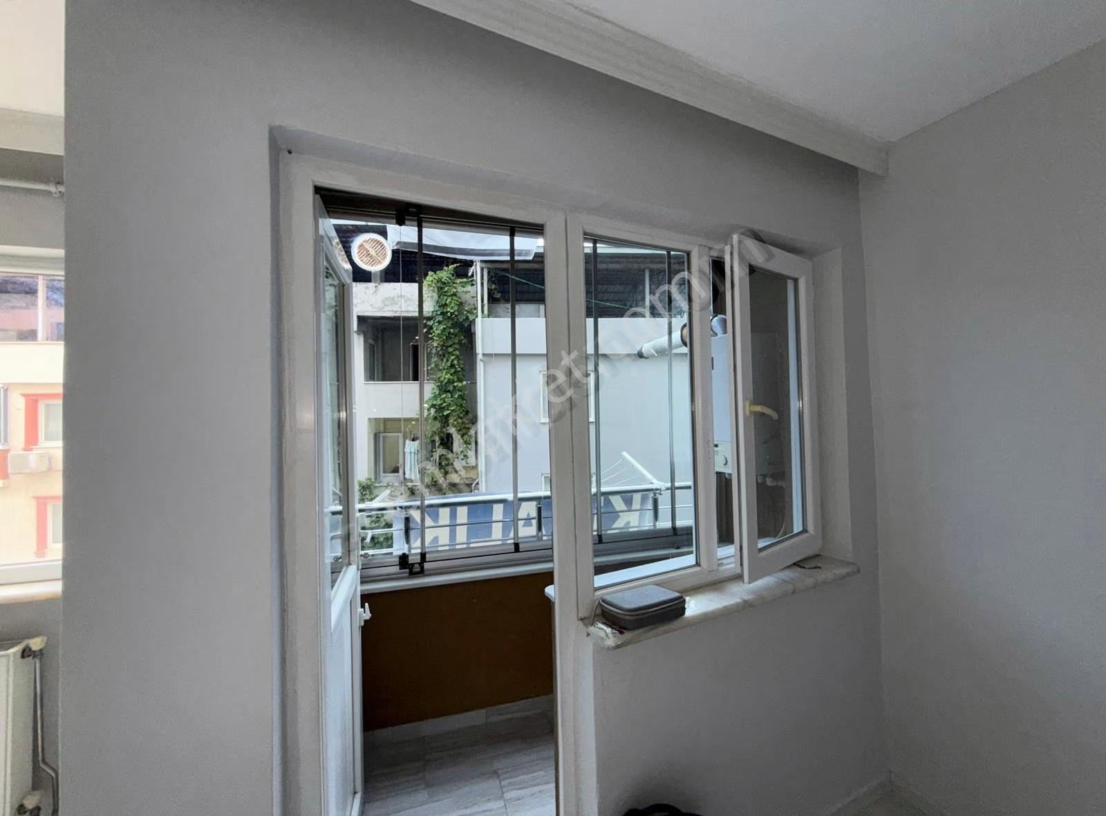 Değirmenlıkızık Merkezi Konumda 2+1 Kiralık - Görsel 2