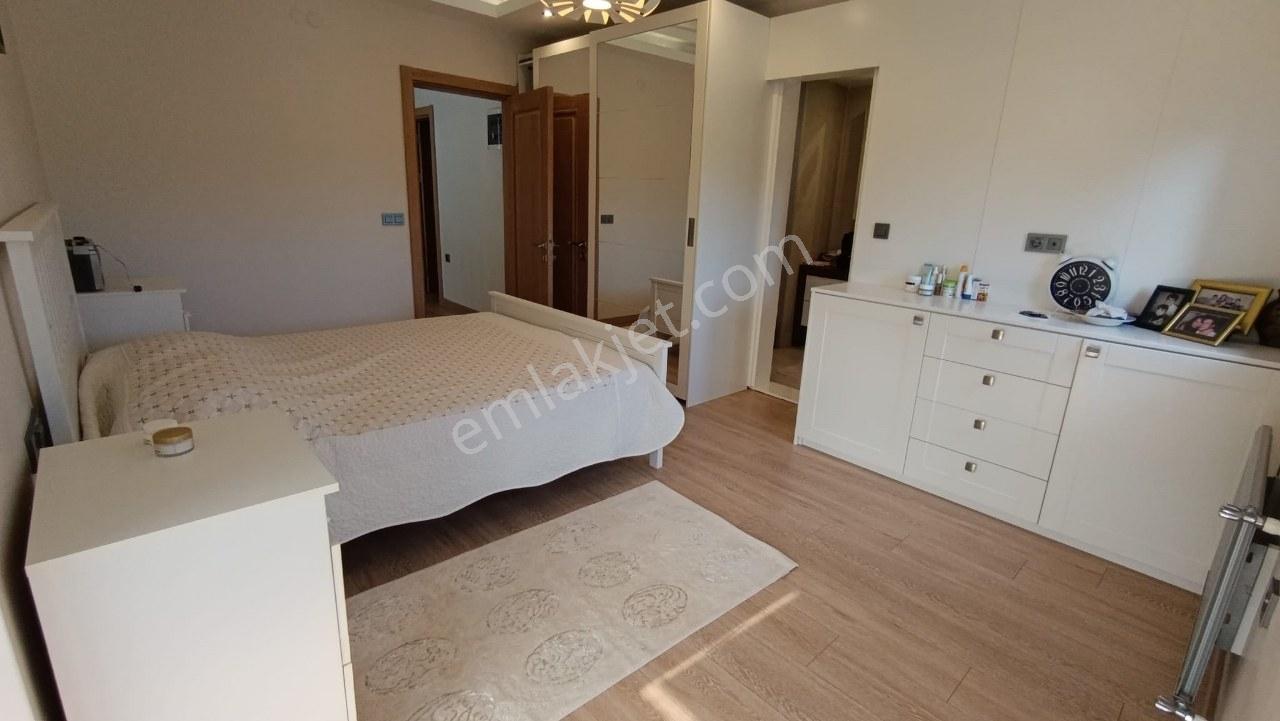 İzmir Çeşme Alaçatı Merkeze Yakın Havuzlu Kiralık Lüks Müstakil - Görsel 18
