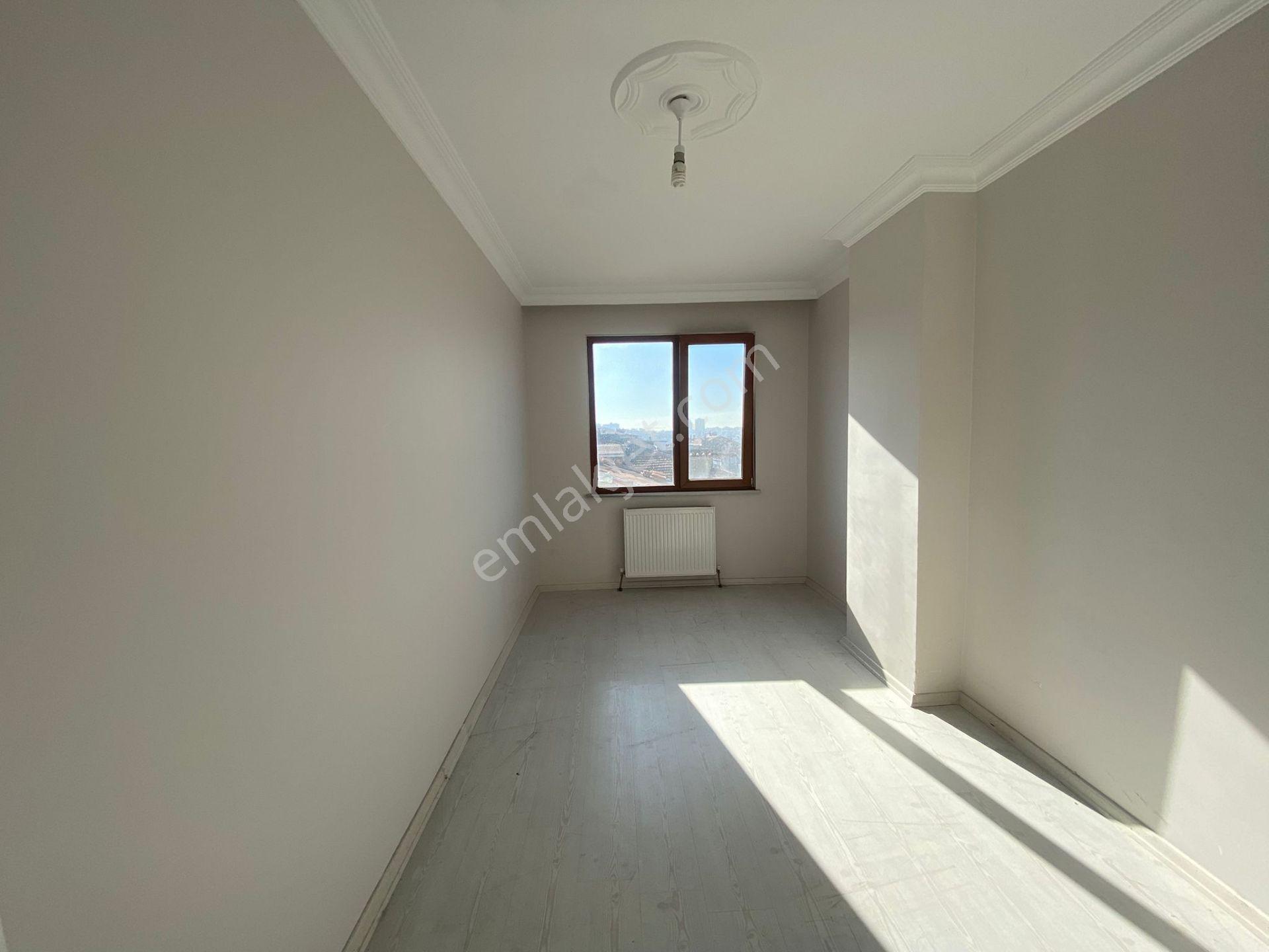 İletişim'den Eyüp Sultan Yeşilpınar Butik Site Manzaralı 7.kat 2+1 90 M2 Satılık Daire - Görsel 8