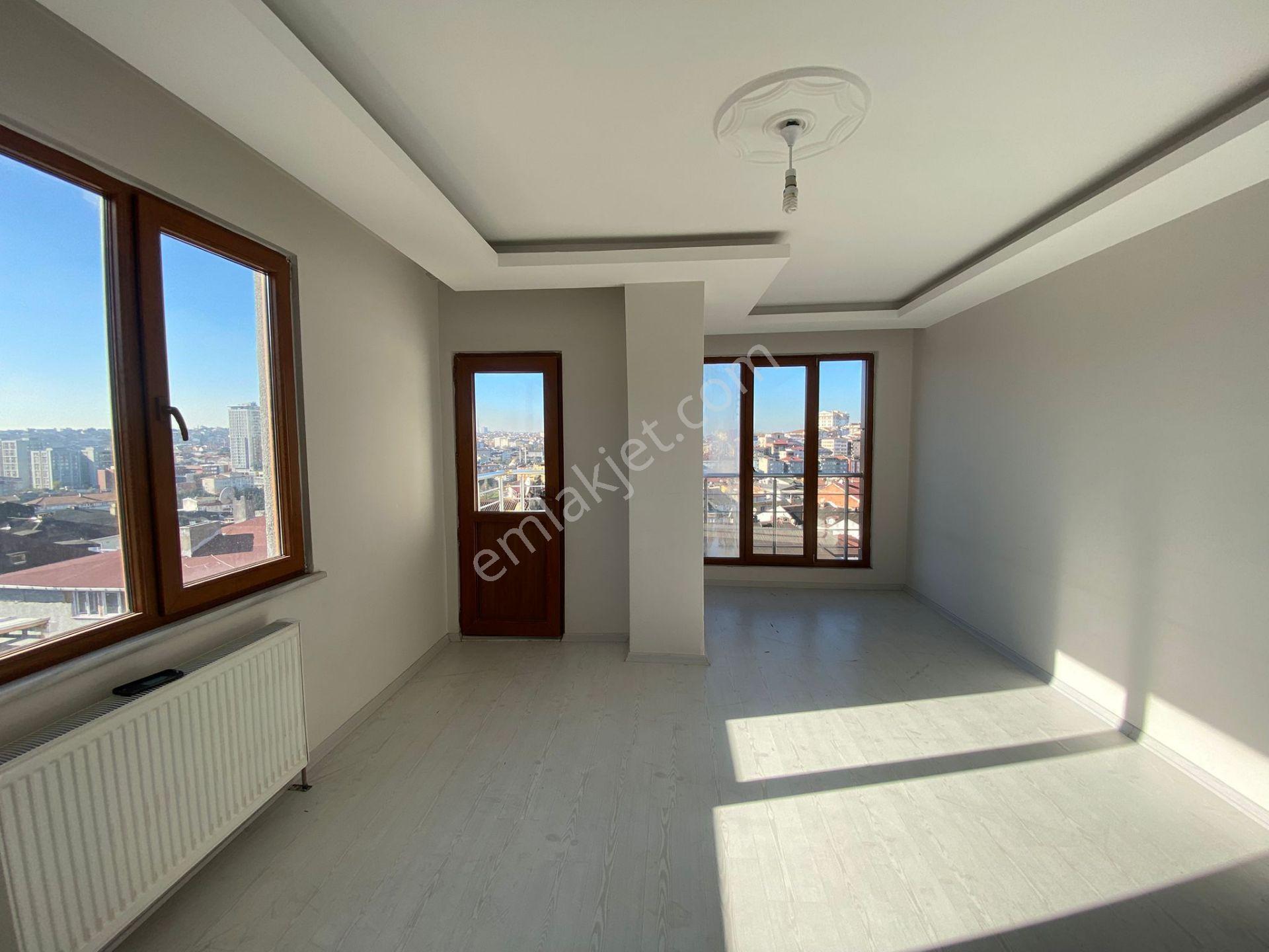 İletişim'den Eyüp Sultan Yeşilpınar Butik Site Manzaralı 7.kat 2+1 90 M2 Satılık Daire
