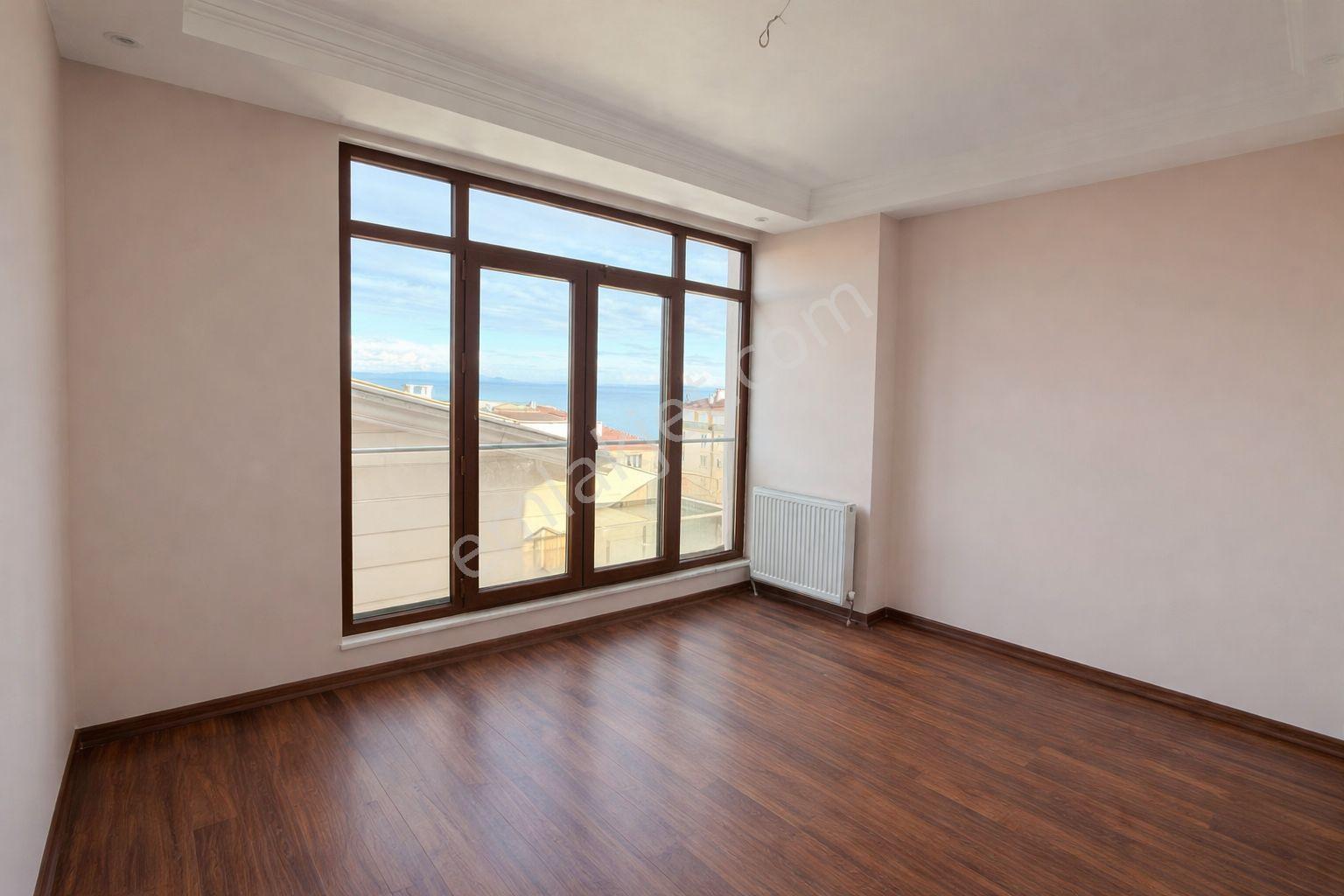 Çınarcıkta Genç Binada Şahane Deniz Manzaralı 5+2 Eşyalı Dublex Daire - Görsel 35