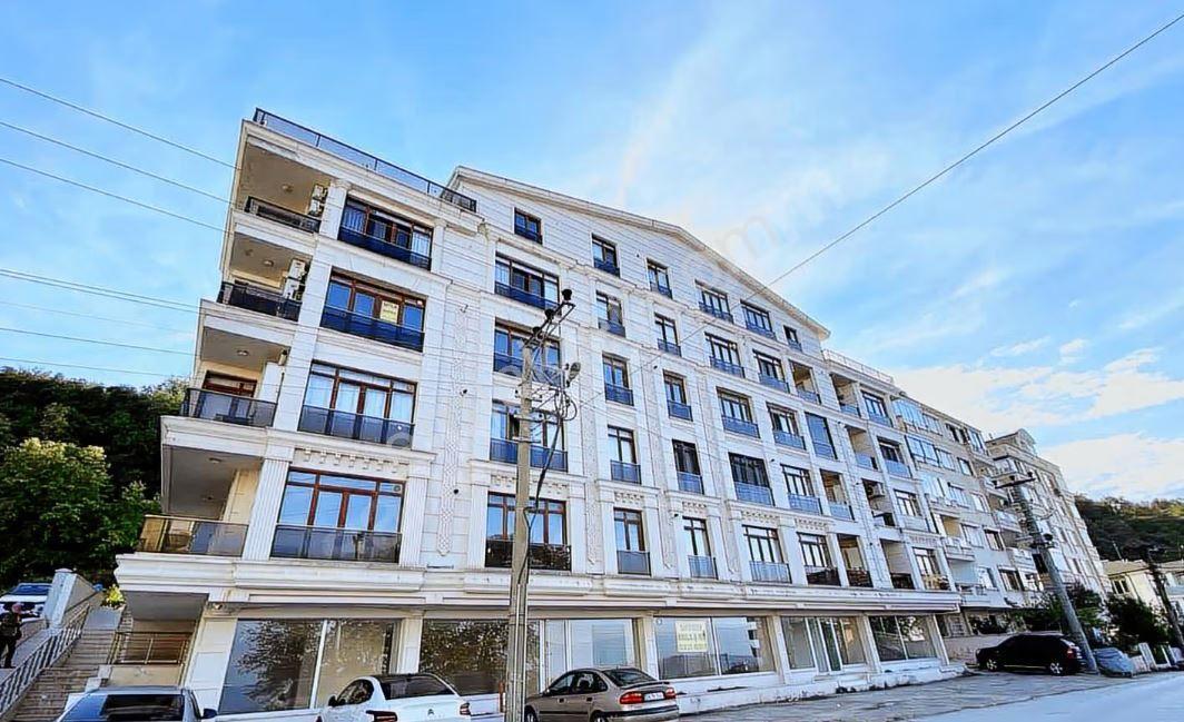 Çınarcıkta Genç Binada Şahane Deniz Manzaralı 5+2 Eşyalı Dublex Daire - Görsel 32