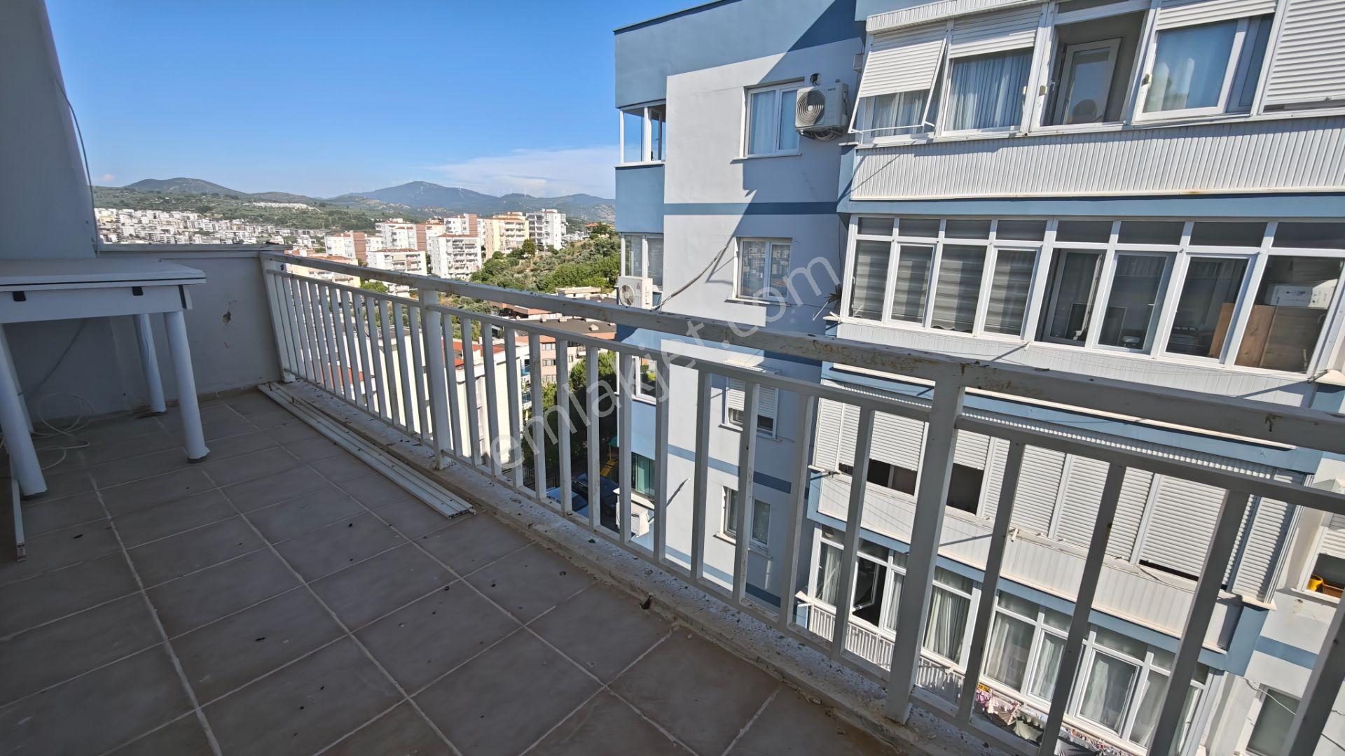 Kuşadası Kadınlar Denizi Deniz Manzaralı Satılık 3+1 Daire - Görsel 22