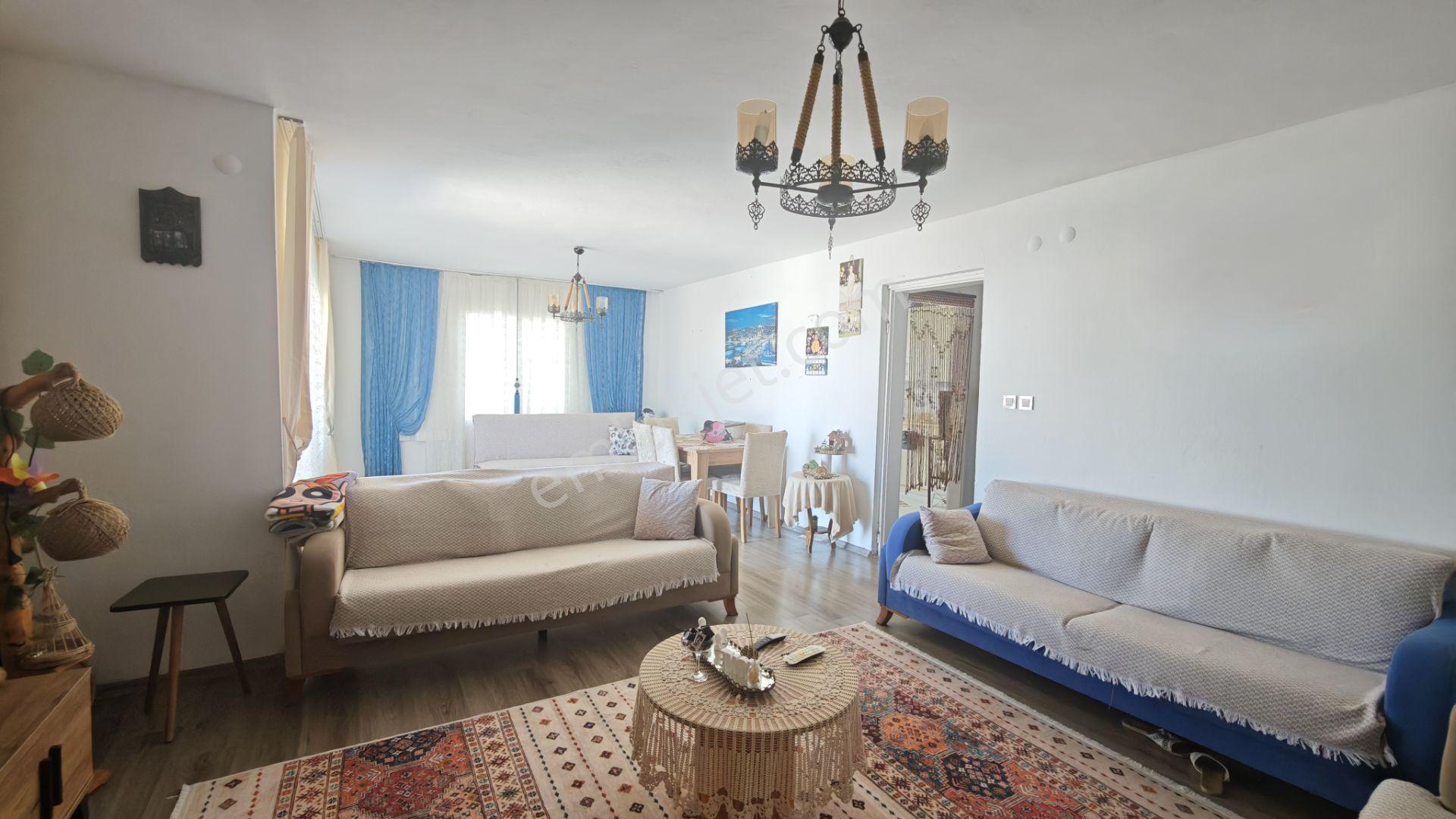 Kuşadası Kadınlar Denizi Deniz Manzaralı Satılık 3+1 Daire - Görsel 3