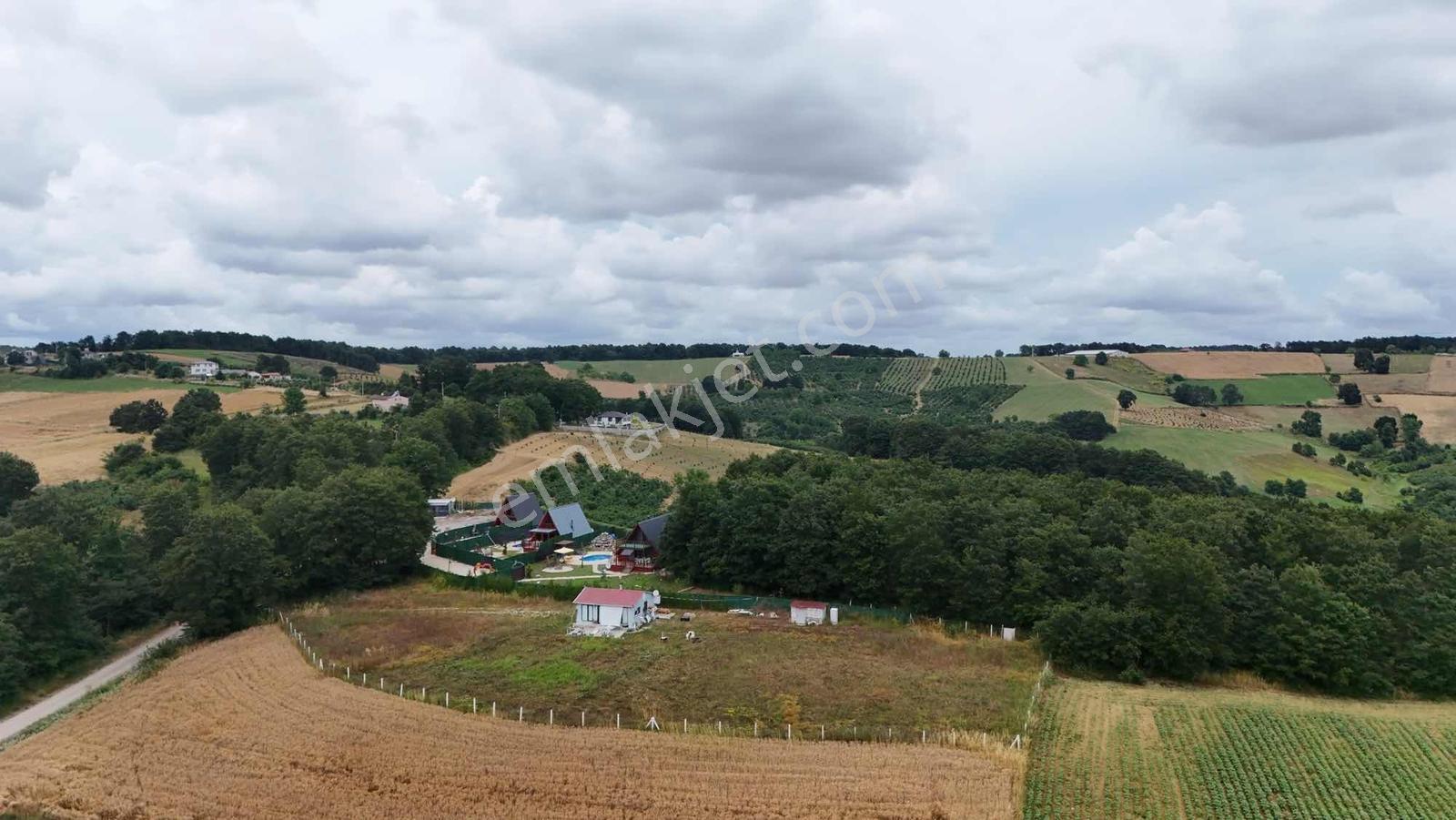 Göl Manzaralı 2.851 M2 Arsa İçinde Müstakil Ev - Görsel 14