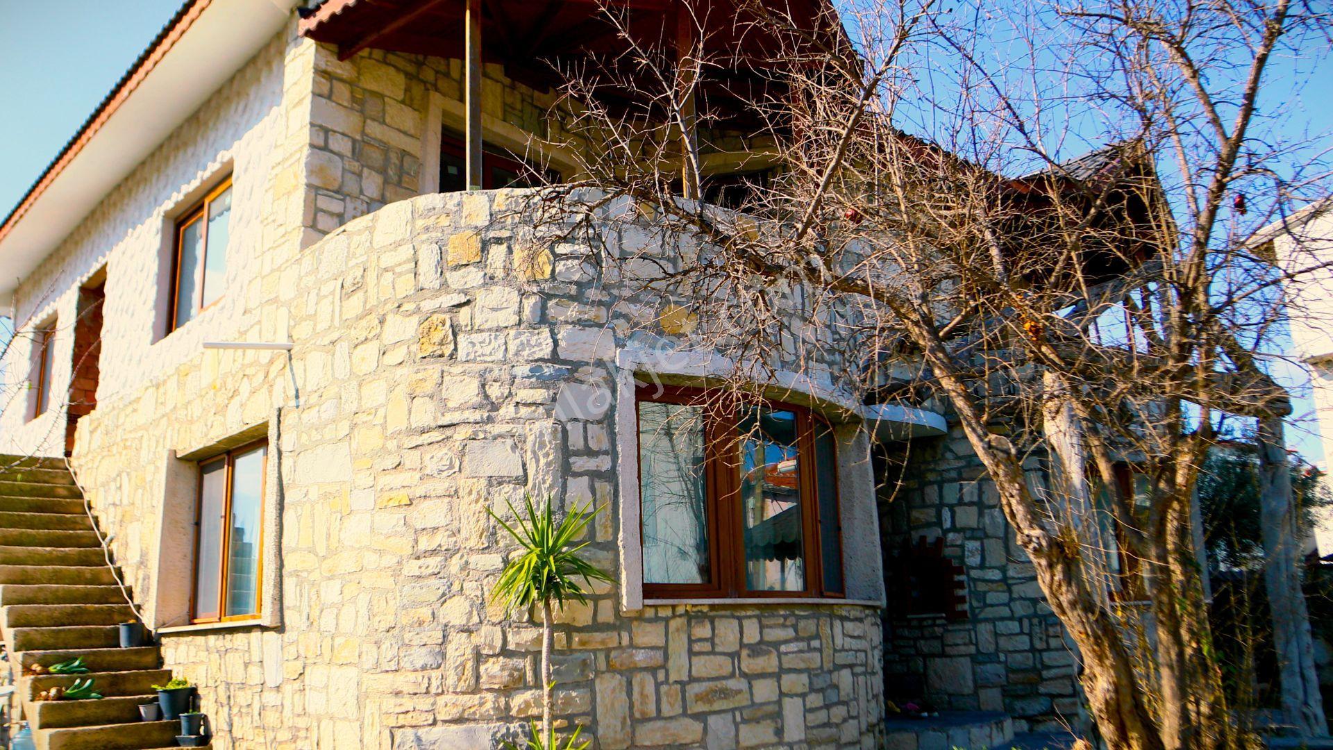 Urla Kuşçular'da 513 M² Arsa İçerisinde Müstakil Orijinal Taş Ev - Görsel 9