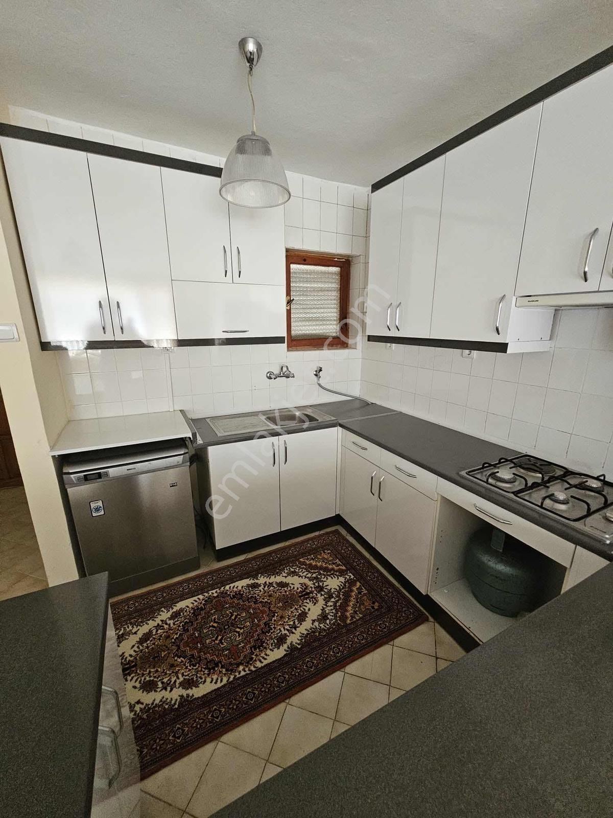 Bmk'dan Kiralık Full Eşyalı 3+1 Daire /hasyurt Subaşı Sitesi - Görsel 6
