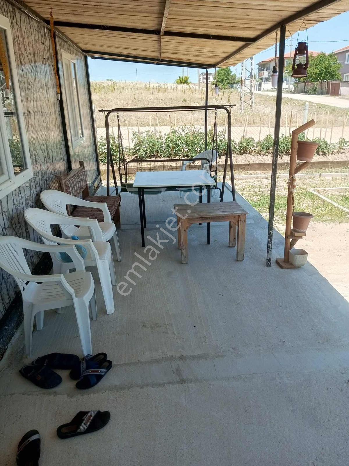 Üsküpte Yatırıma Uygun Arsa-283 M2 (elektrik,su,konteynerli) - Görsel 14