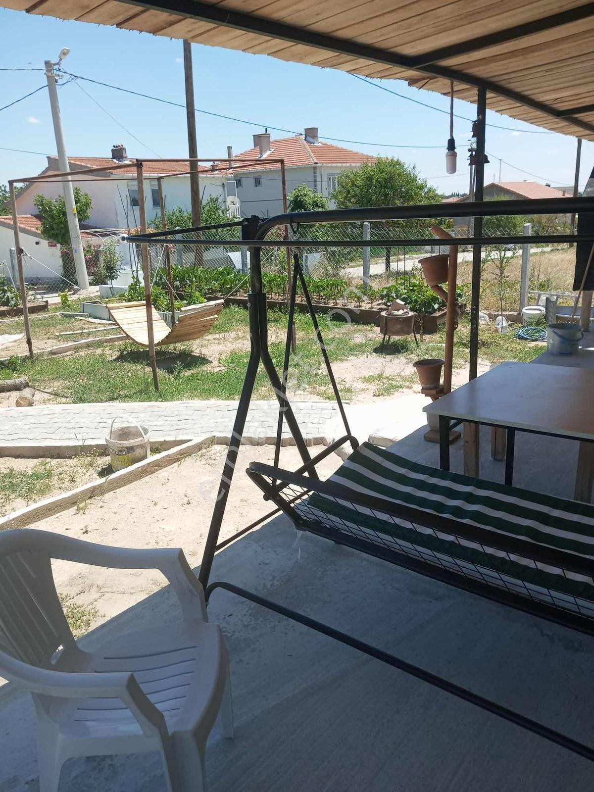 Üsküpte Yatırıma Uygun Arsa-283 M2 (elektrik,su,konteynerli) - Görsel 19