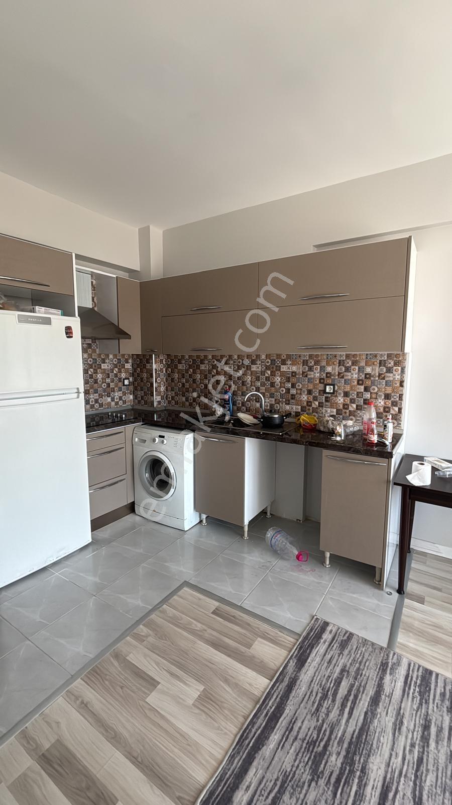 Yıl&ka Yapıdan Metrobüse Yakın 1+1 Full Eşyalı Kiralık Daire - Görsel 28