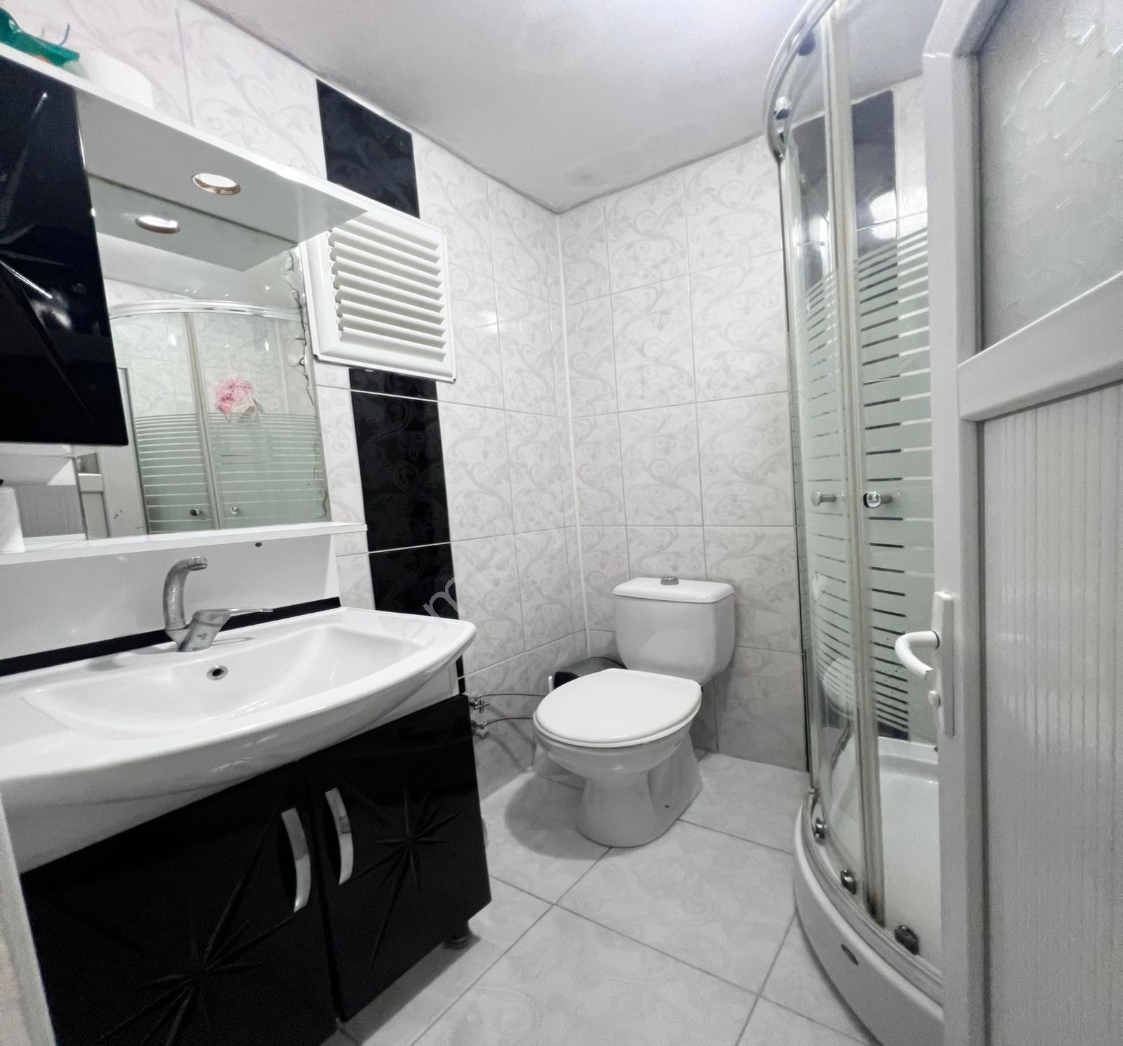 Esenyurt Cty Center Avm Nin Dibinde Satılık 2+1 Bahçe - Görsel 6