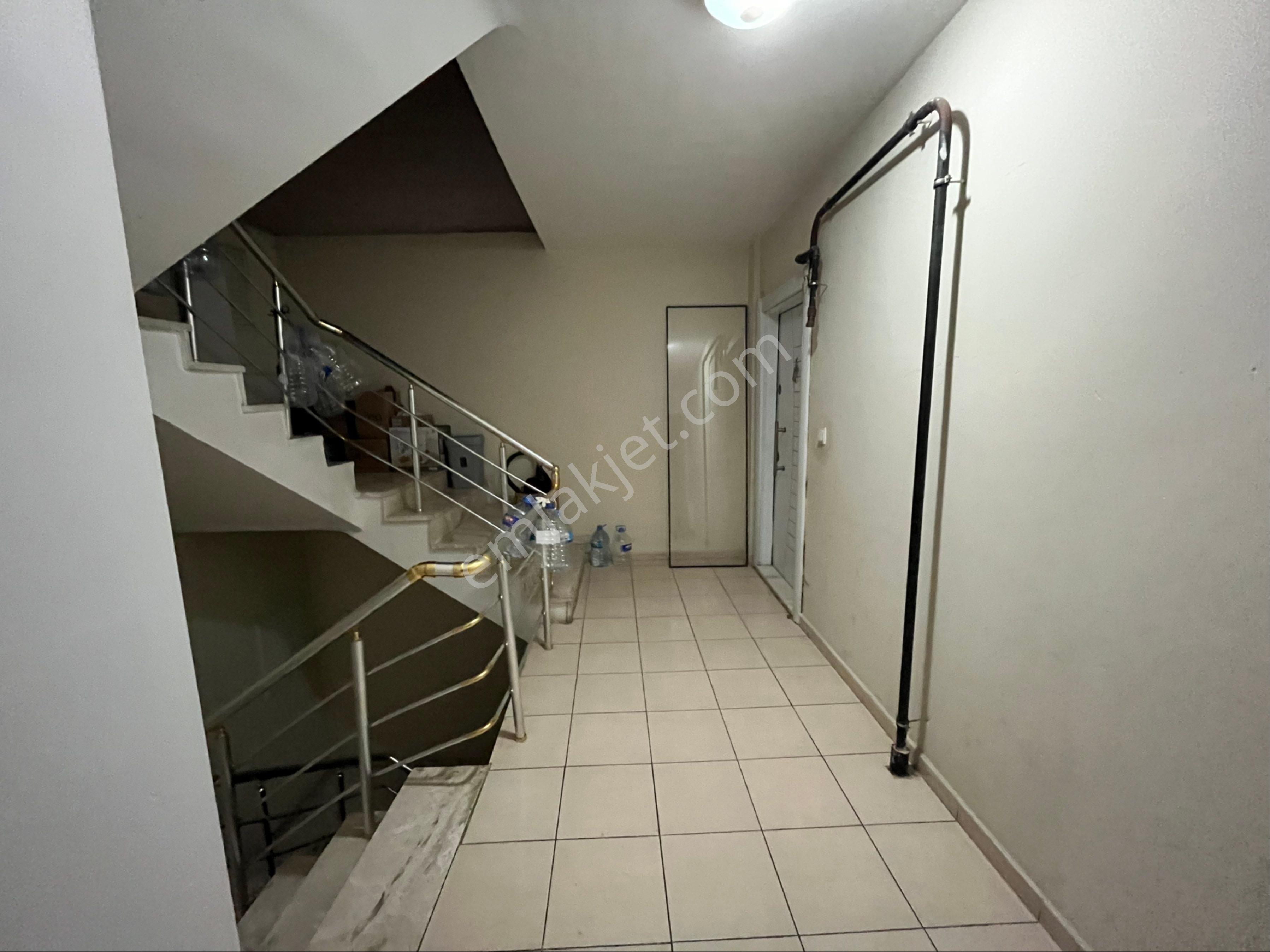 Tuğrdan Tahtali Camii Civarı 9 Yaşında 3+1 Satılık Daire - Görsel 21