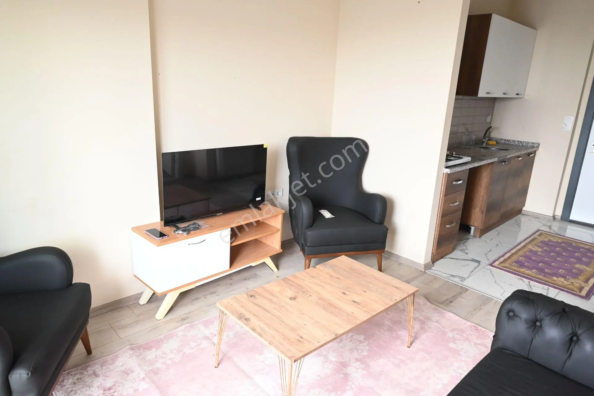 Üstünkent'ten Çiftlikköy'de Kampüse Yakın Kiralık Eşyalı 1+1 - Görsel 3