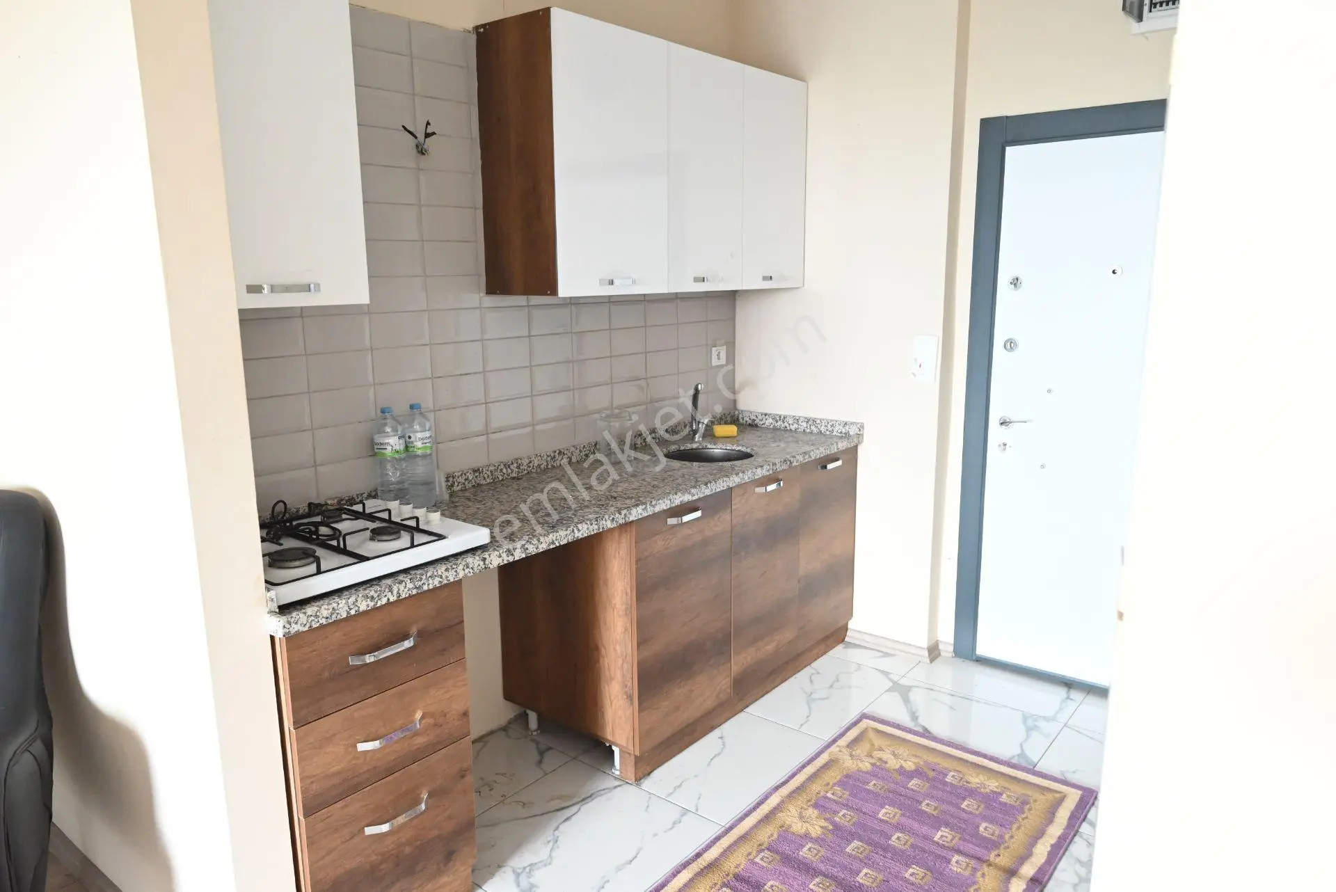 Üstünkent'ten Çiftlikköy'de Kampüse Yakın Kiralık Eşyalı 1+1 - Görsel 5