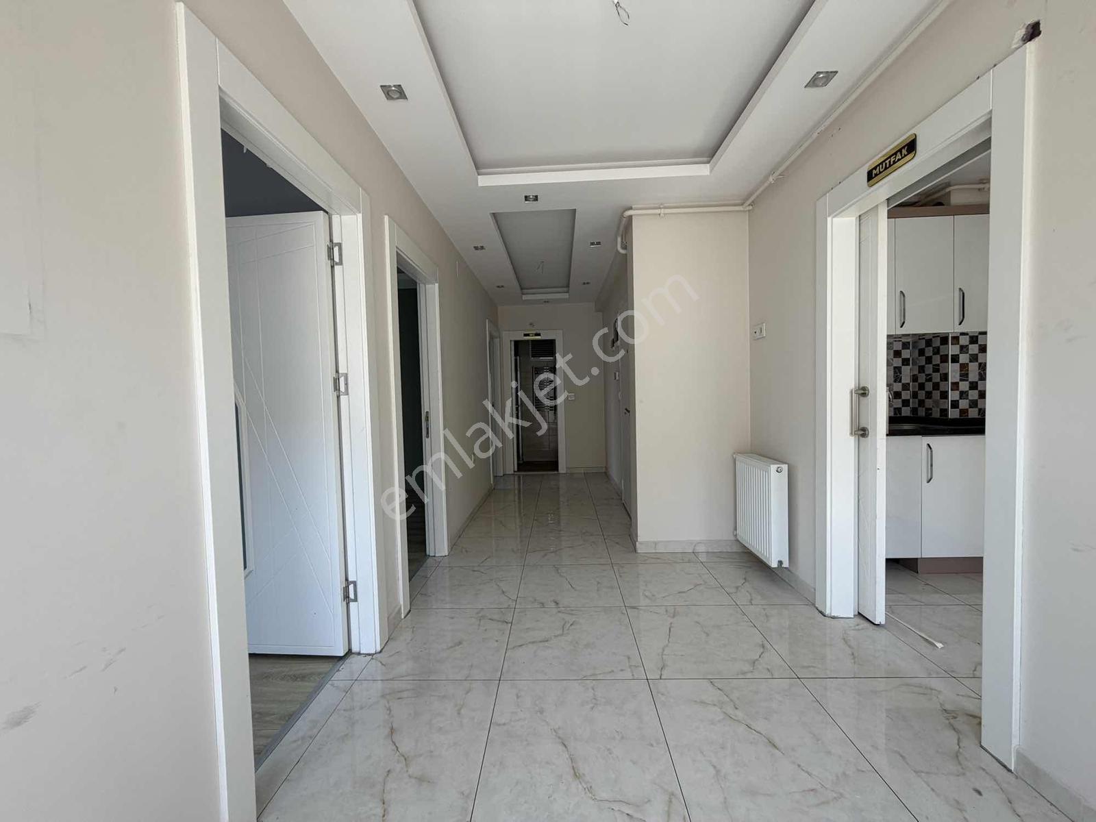 Arda Emlaktan Doğalgazlı Kiralık 2 +1 Ofis - Görsel 3