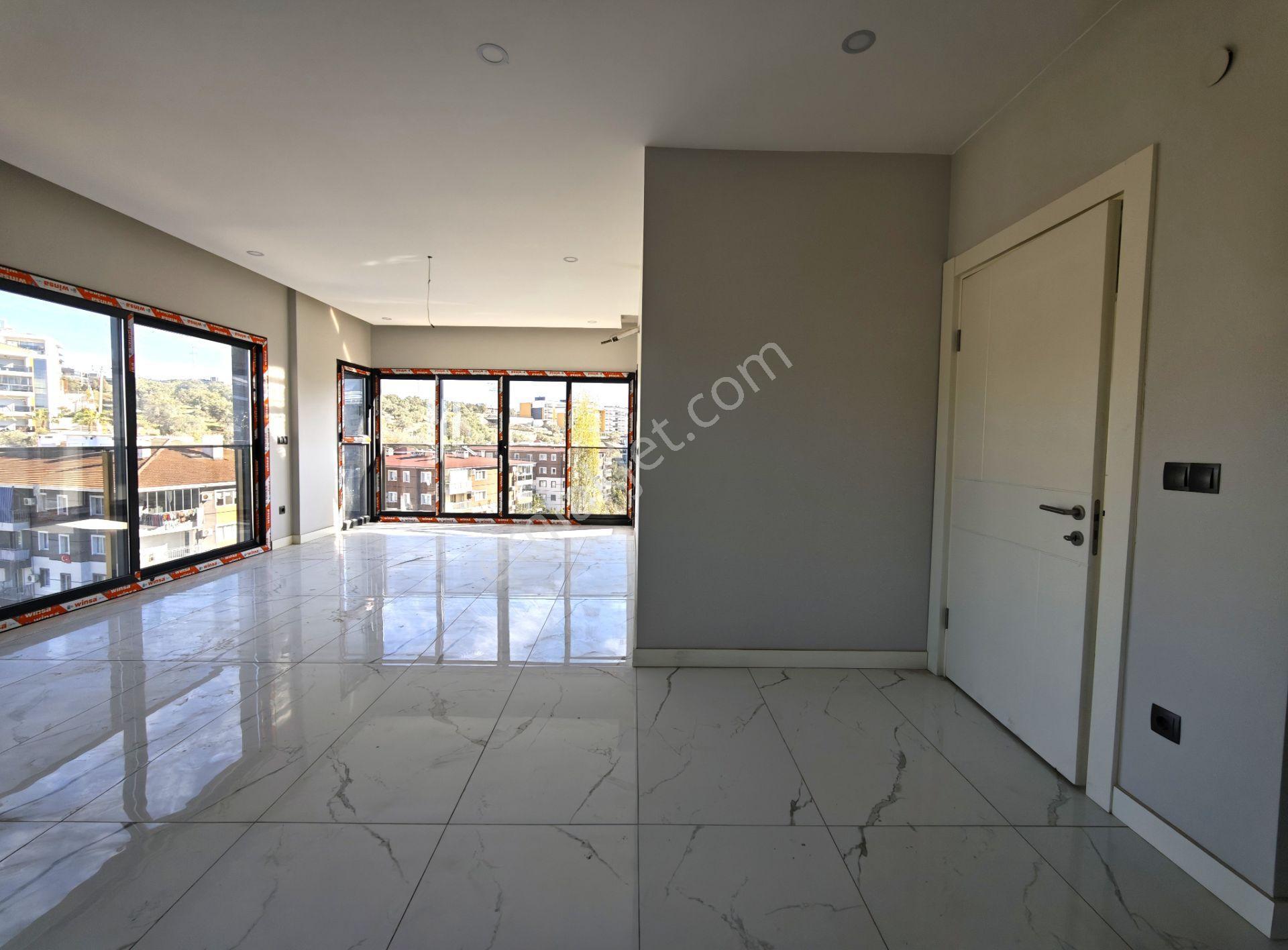 Kuşadası Kirazlı Yolu Satılık Sıfır 3+1 Daire - Görsel 16