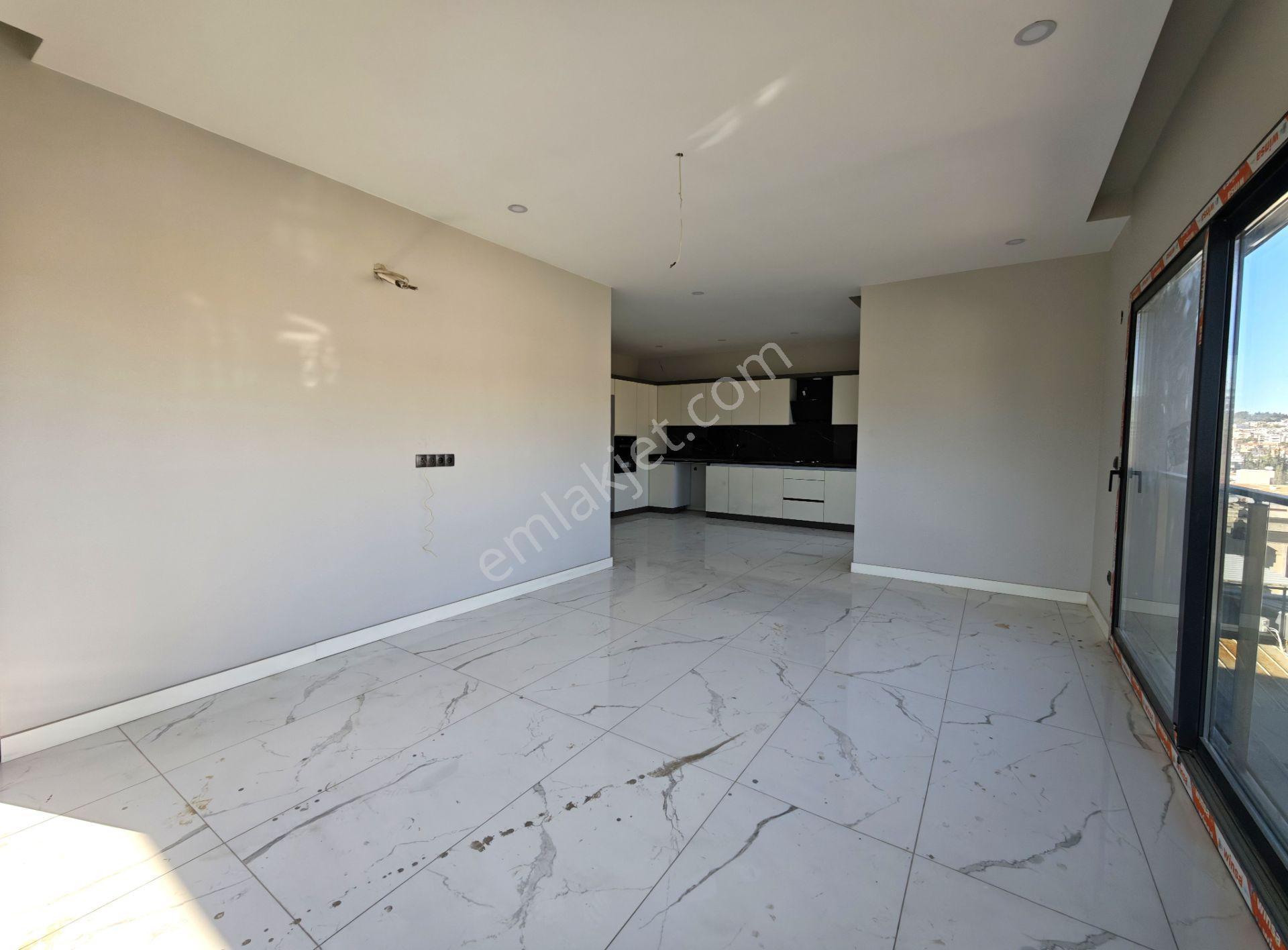 Kuşadası Kirazlı Yolu Satılık Sıfır 3+1 Daire - Görsel 19