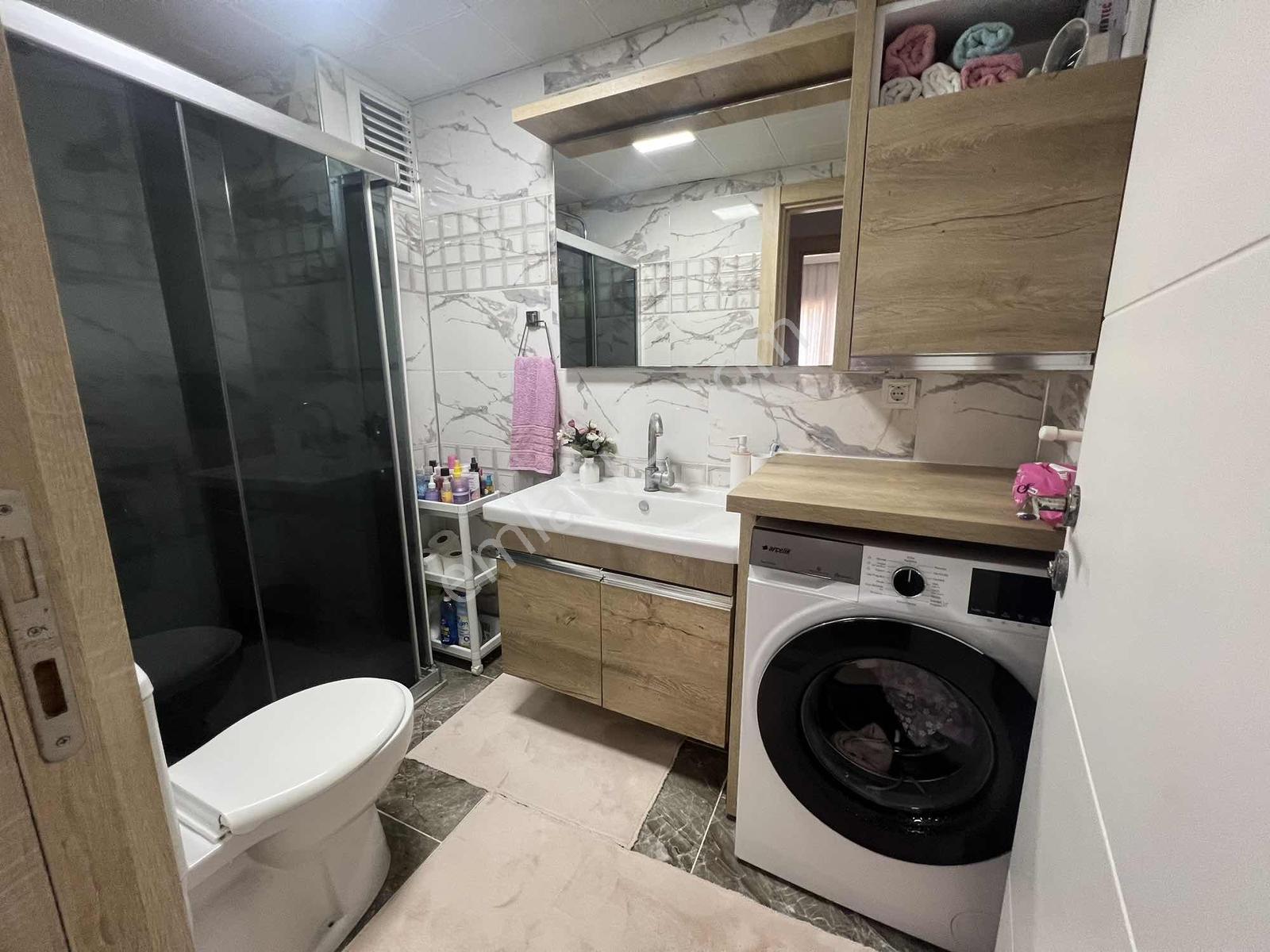 Foça Hacıveli Mah. Kiralık Merkezi Konumda 2+1 Daire - Görsel 10