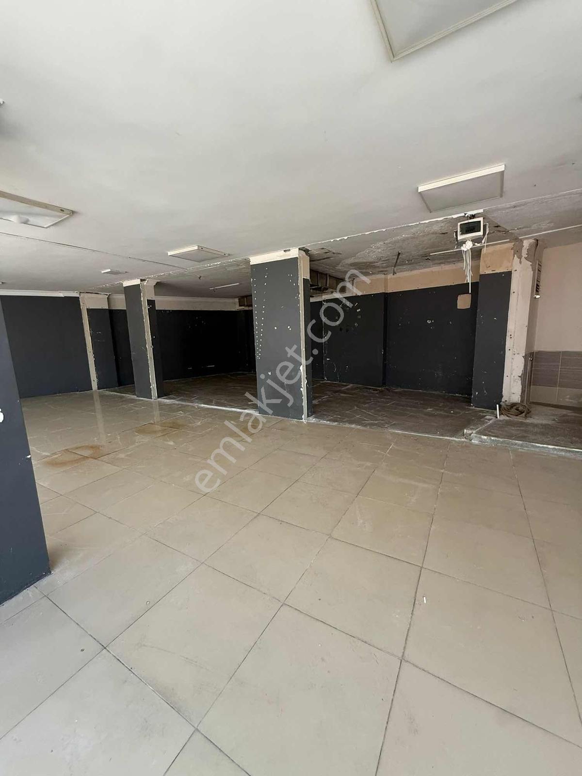 Esenyurt Merkeze Yakın Kiralık Dükkan - Görsel 4