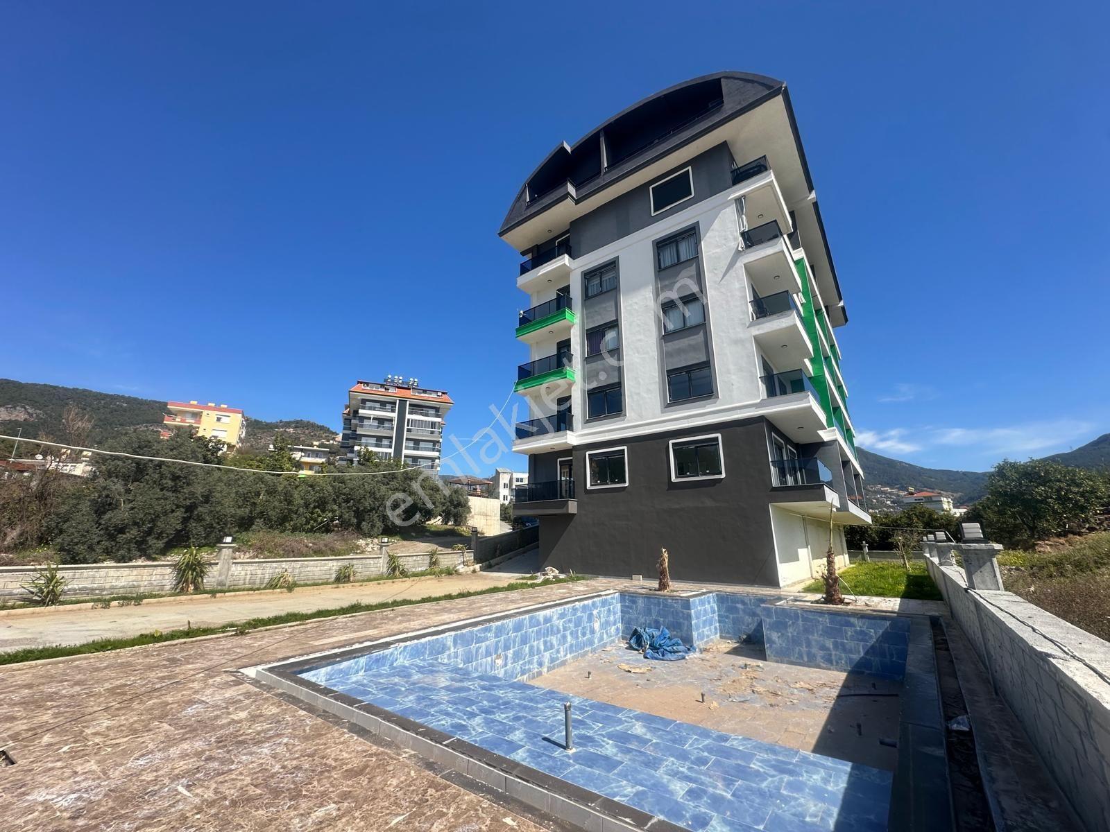 Alanya Çıplaklı'da Kiralık 2+1 Amerikan Mutfak Manzaralı Dubleks