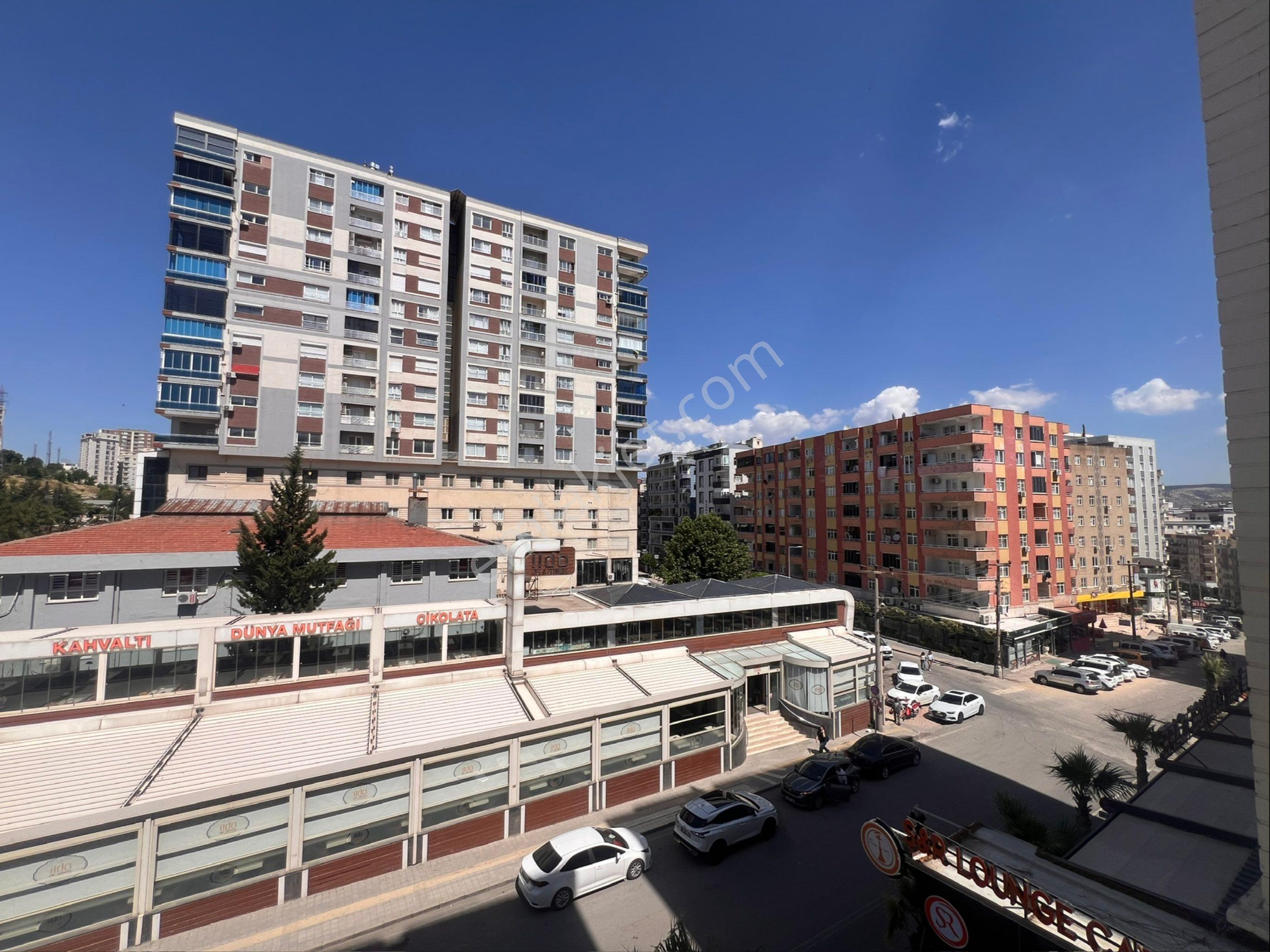 Murat Emlaktan Kızıltepe Kavşağında Lüks 4+1 Dairemiz Kiralıktır - Görsel 31