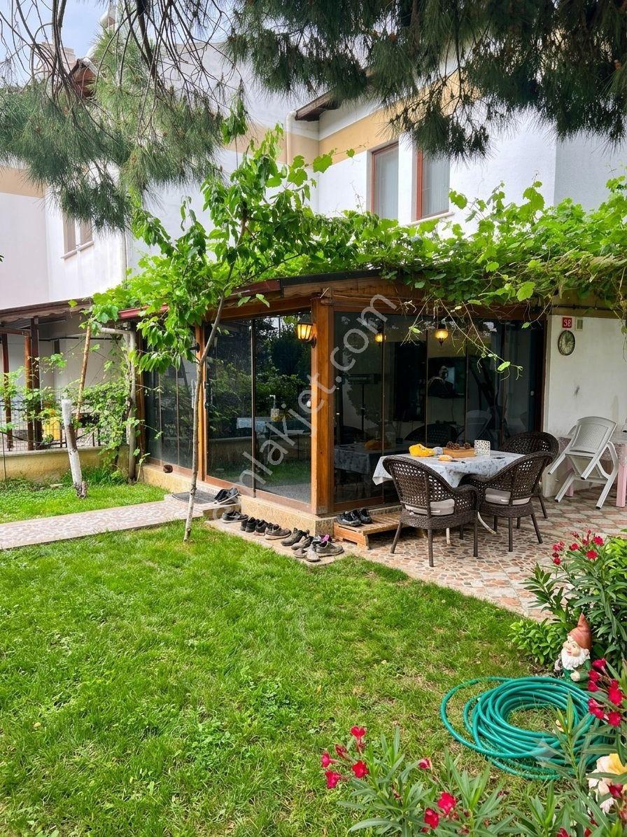 Saraçoğlu Kıyı Evleri'nde Deniz Manzaralı Köşe Parsel Villa - Görsel 10