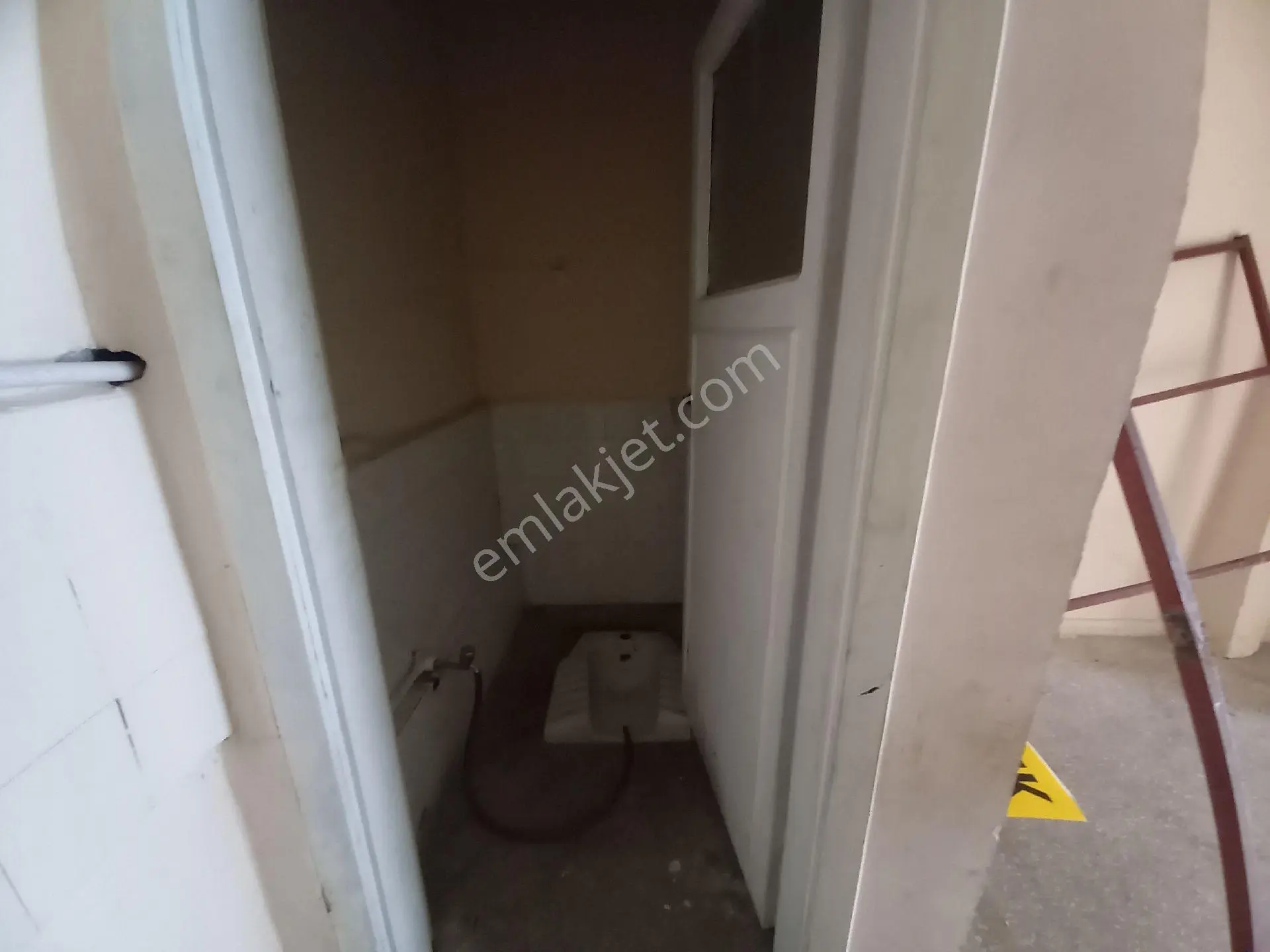 Atatürk Mahallesi Peçenek Caddesi 35 Metrekare Kiralık Dükkan - Görsel 4