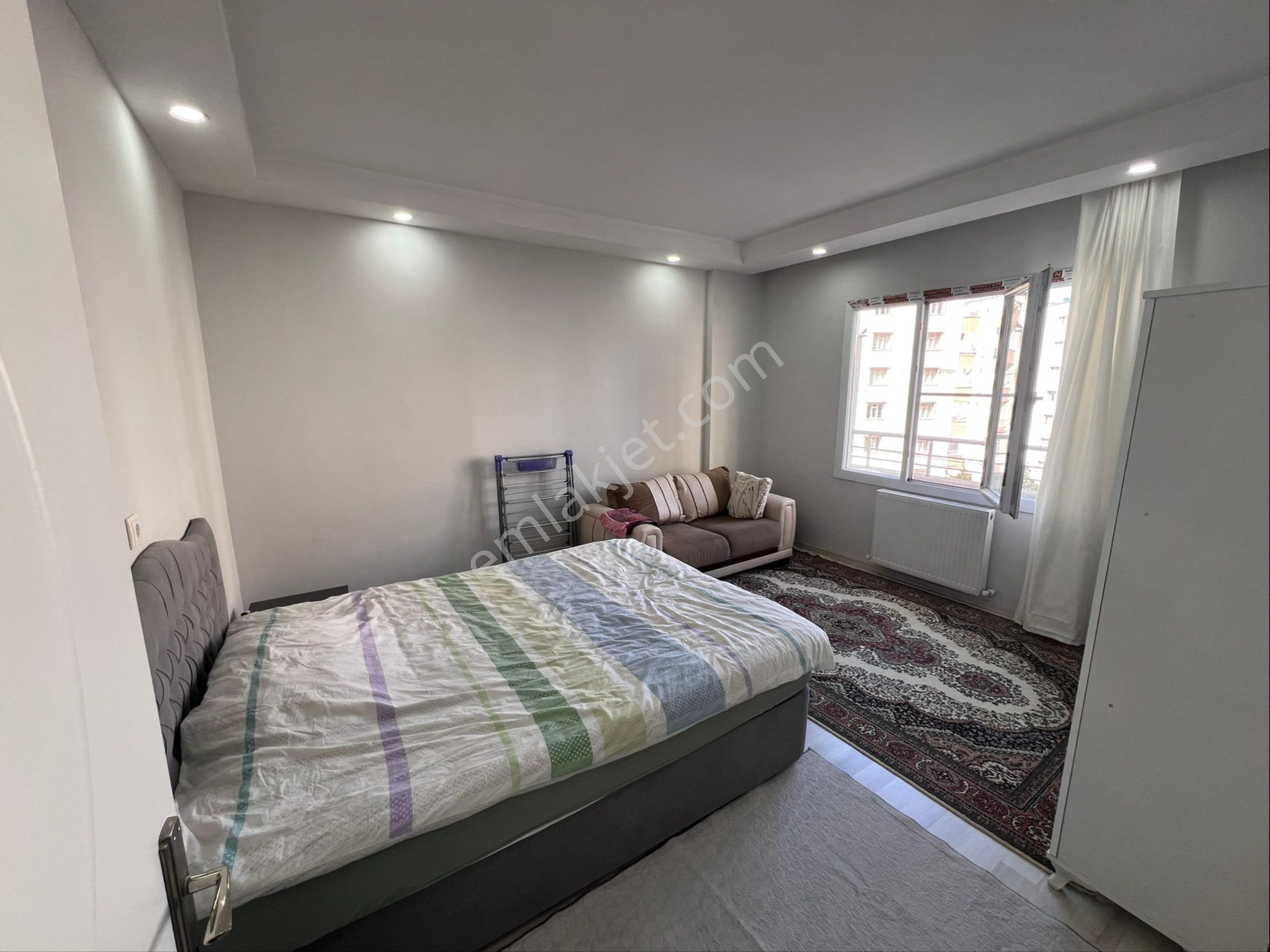 Murat Emlaktan Kız Öğrenci Yurdu Yanı Full Eşyalı 1+1 Dairemiz Kiralıktır - Görsel 12