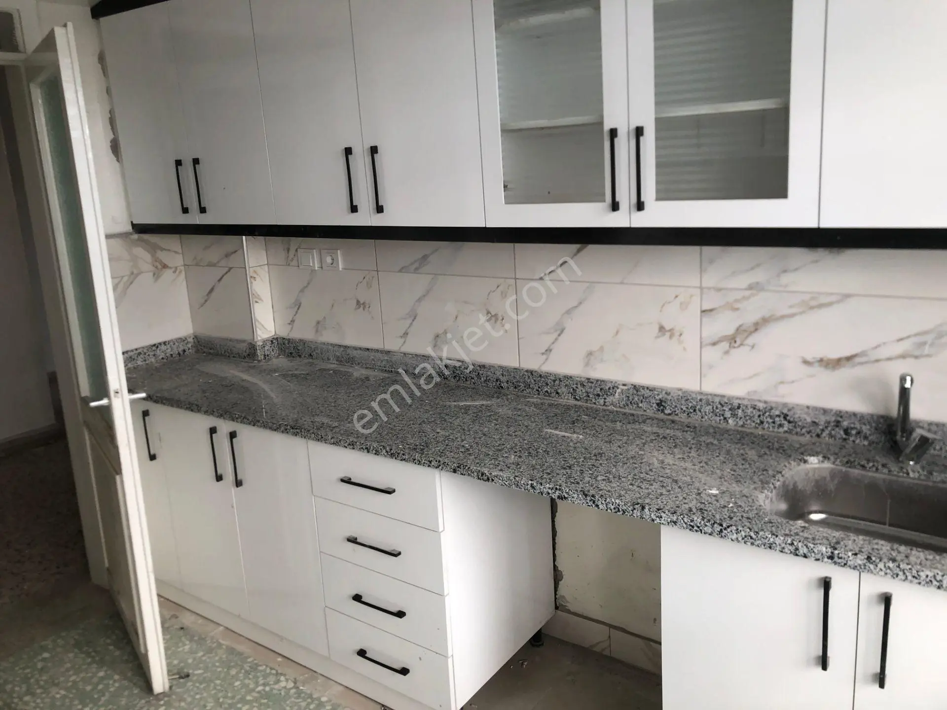 Kavaklıkta Kiralık Daire 3+1 Kat2 Kombili - Görsel 2