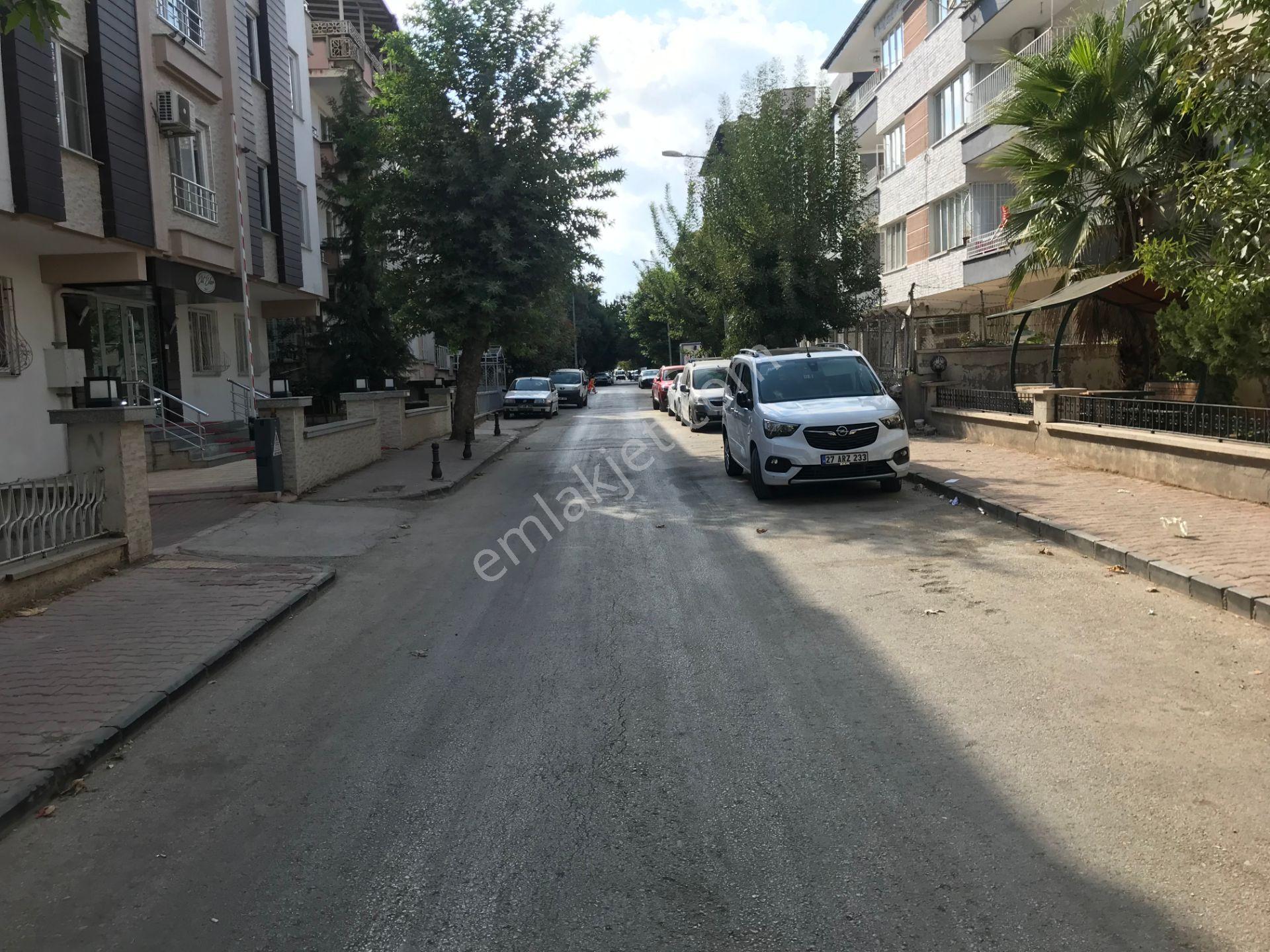 Kavaklıkta Kiralık Daire 3+1 Kat2 Kombili - Görsel 26