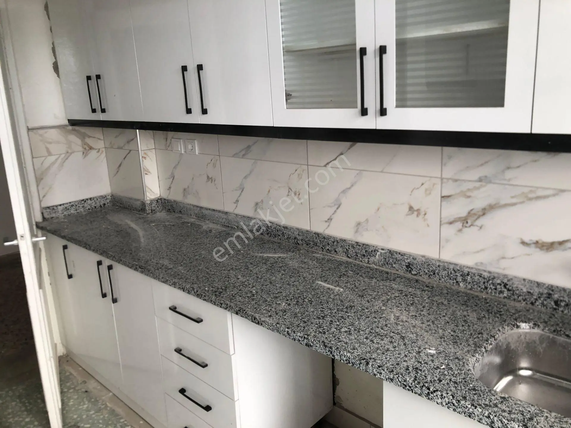 Kavaklıkta Kiralık Daire 3+1 Kat2 Kombili - Görsel 5