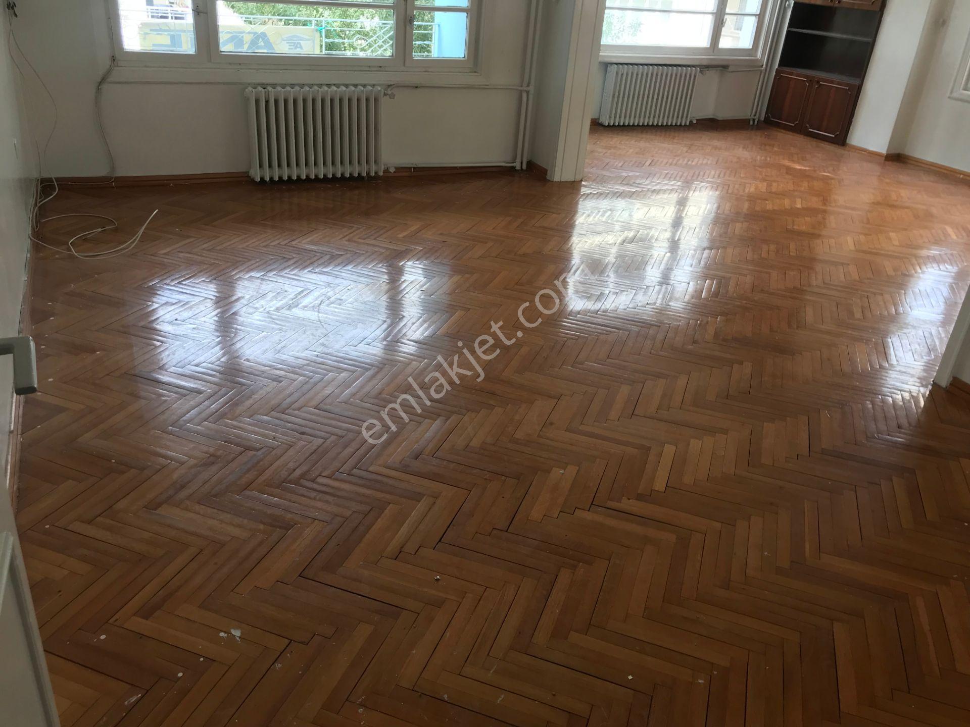 Kavaklıkta Kiralık Daire 3+1 Kat2 Kombili - Görsel 9